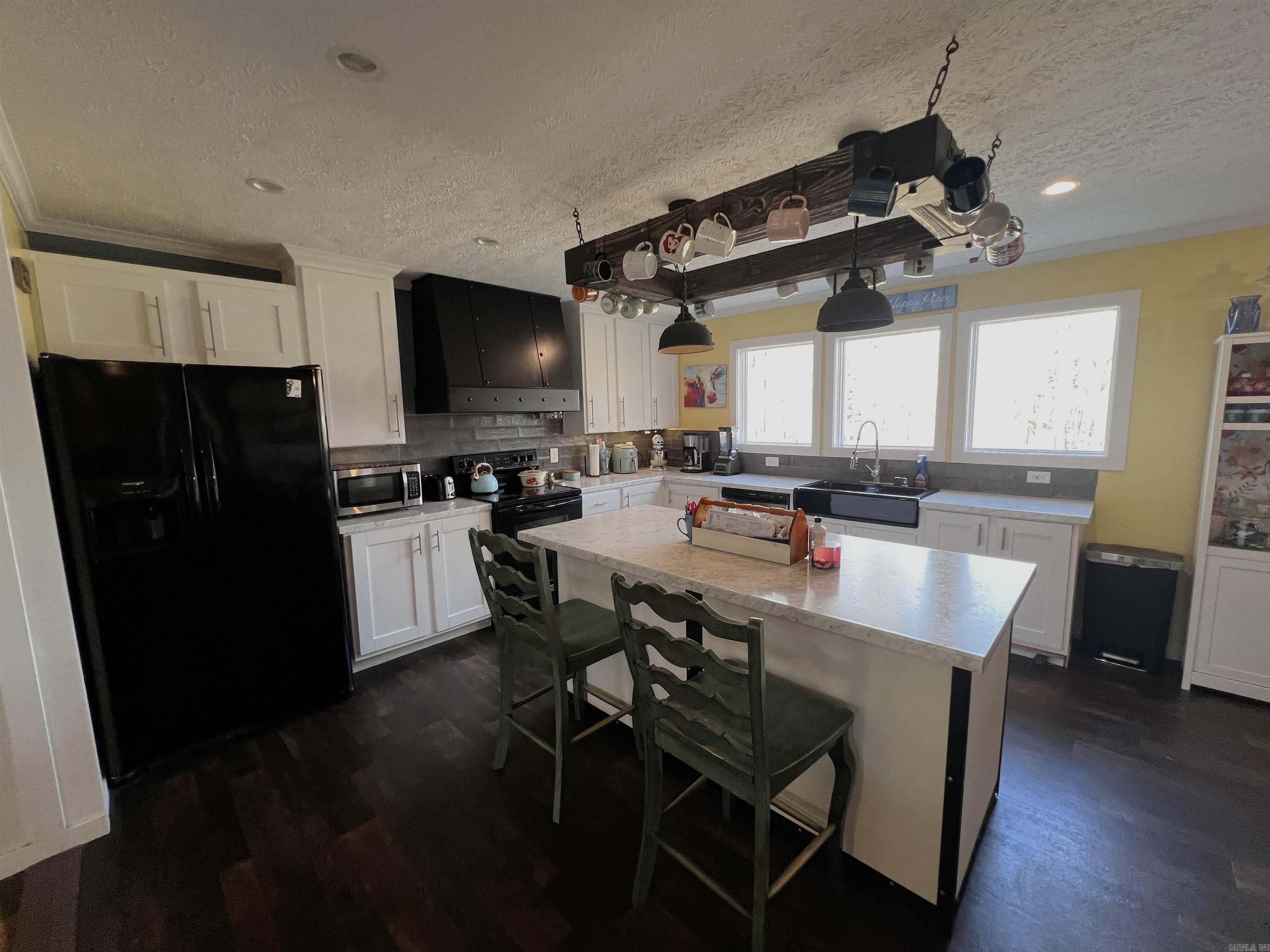 RED BLUFF - Residential