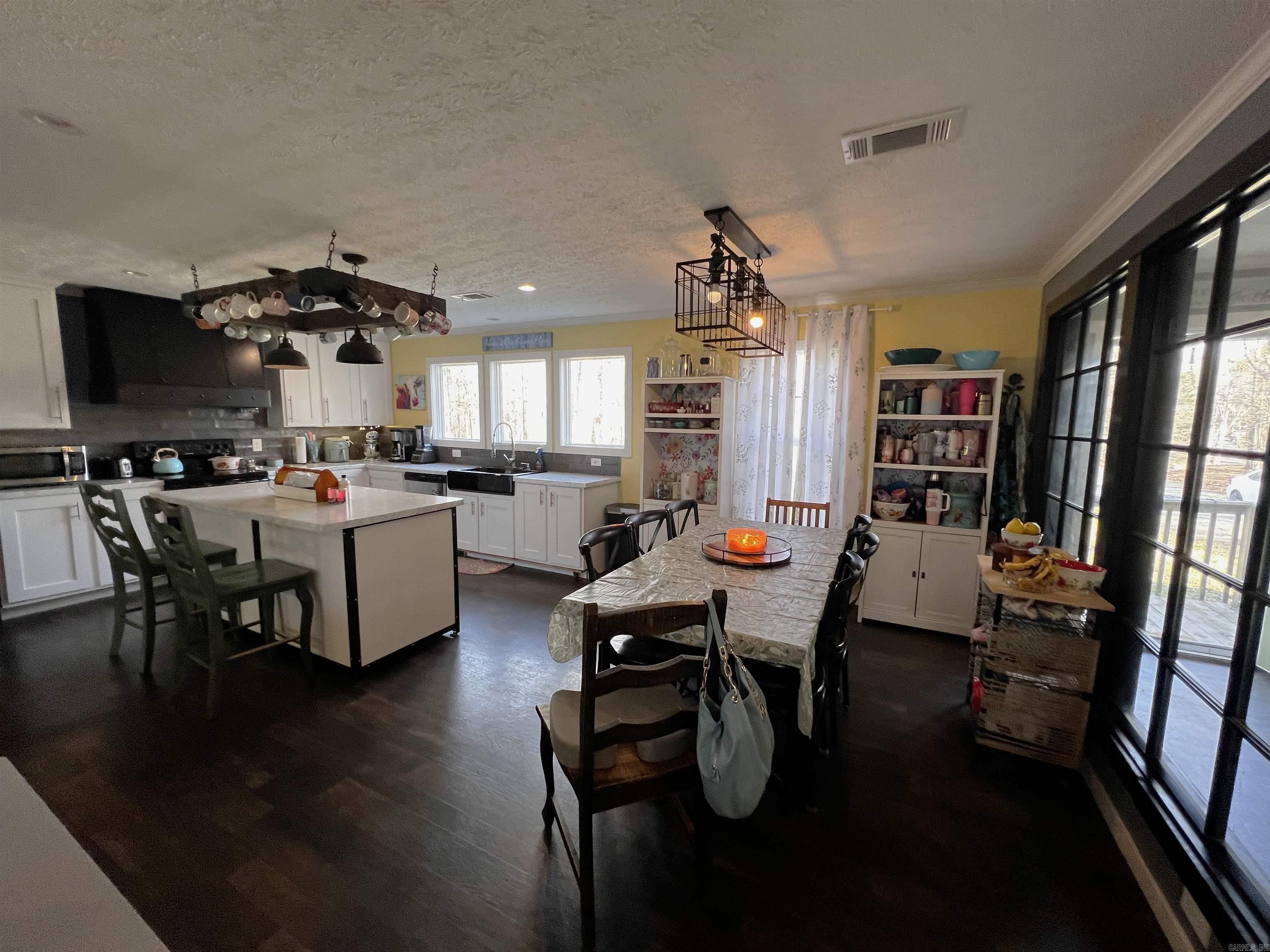 RED BLUFF - Residential