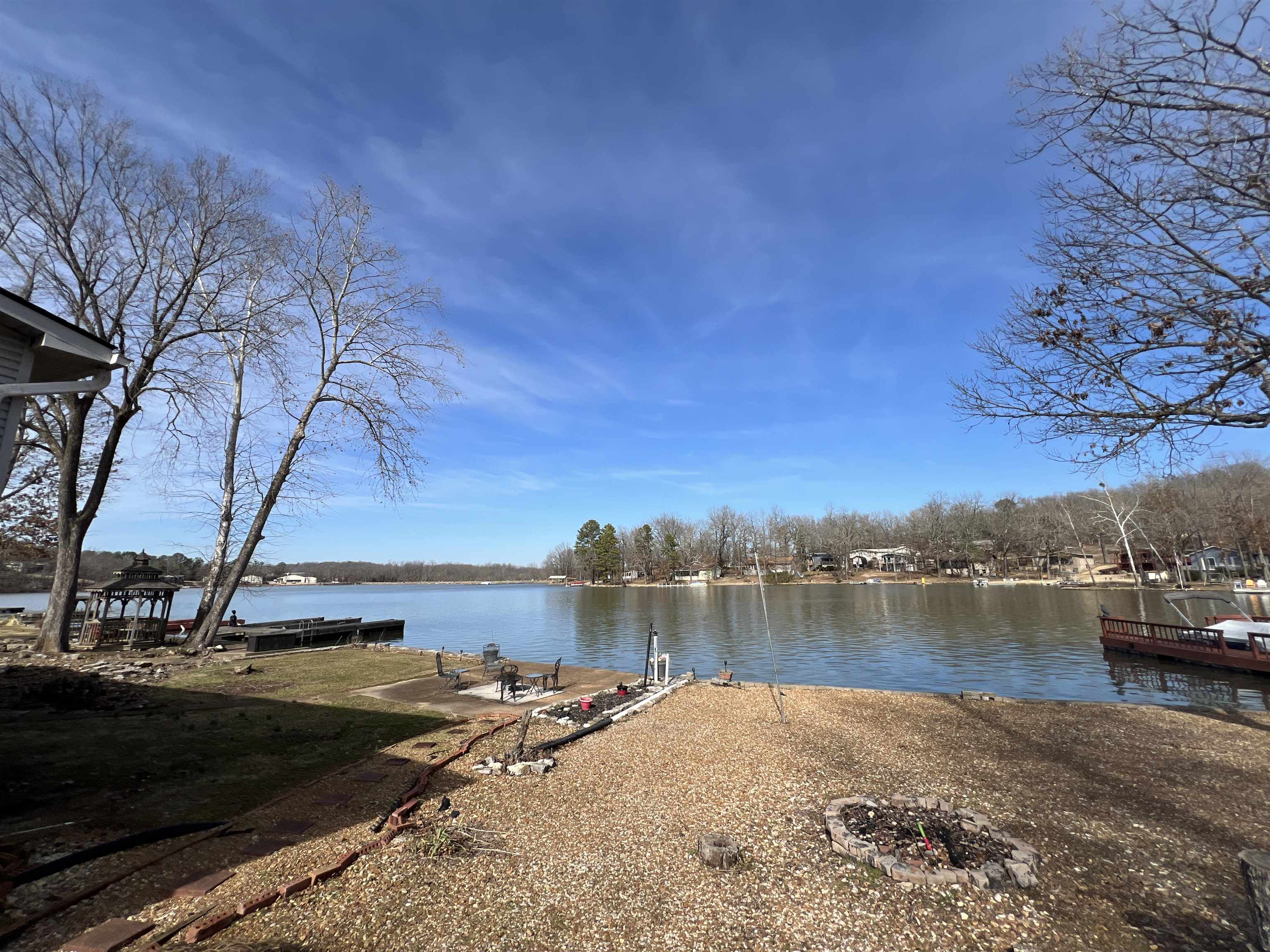 EAST LAKE - Residential