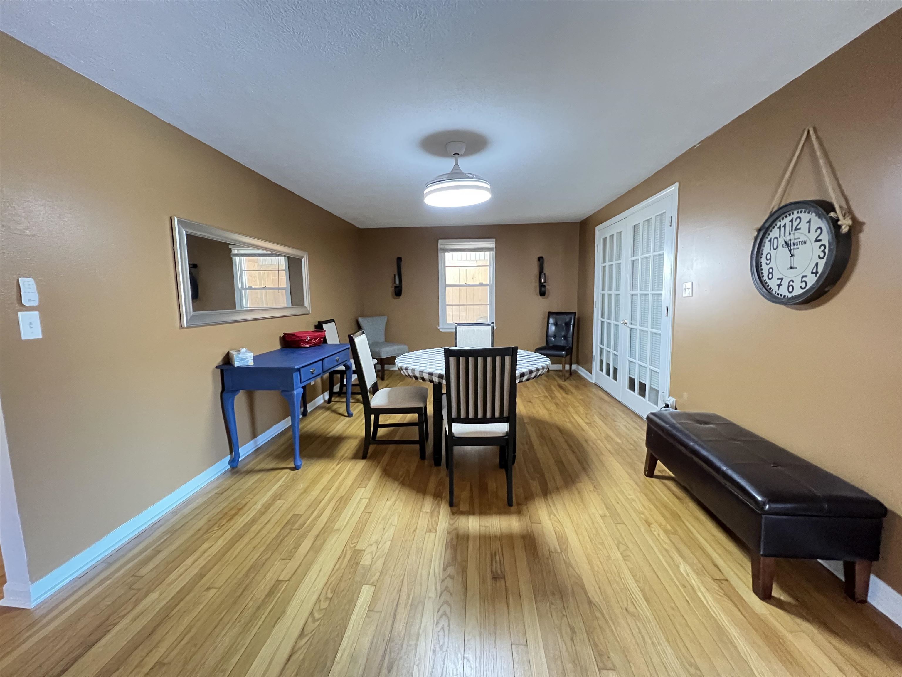 EAST LAKE - Residential