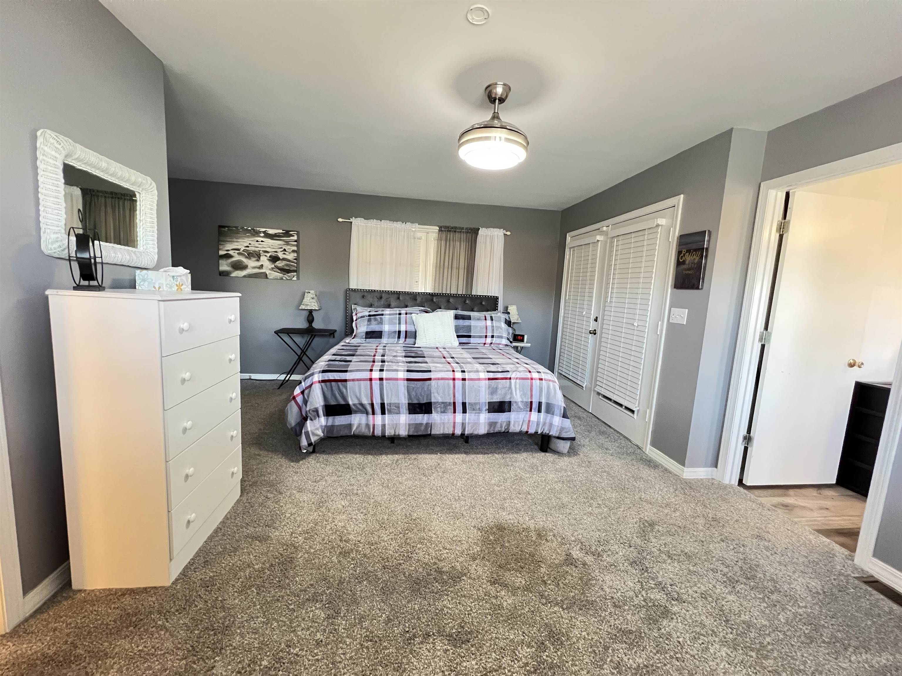 EAST LAKE - Residential