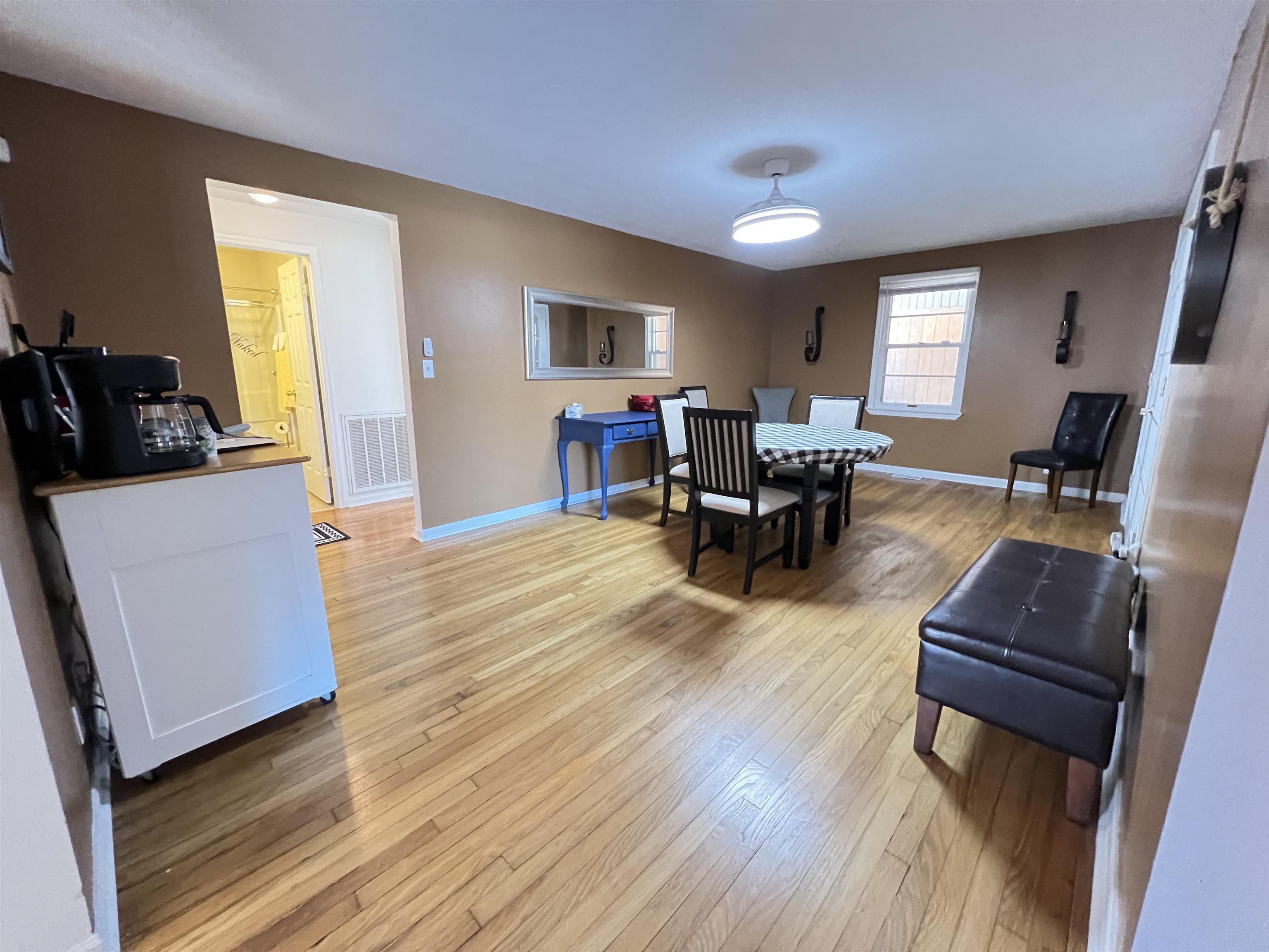 EAST LAKE - Residential