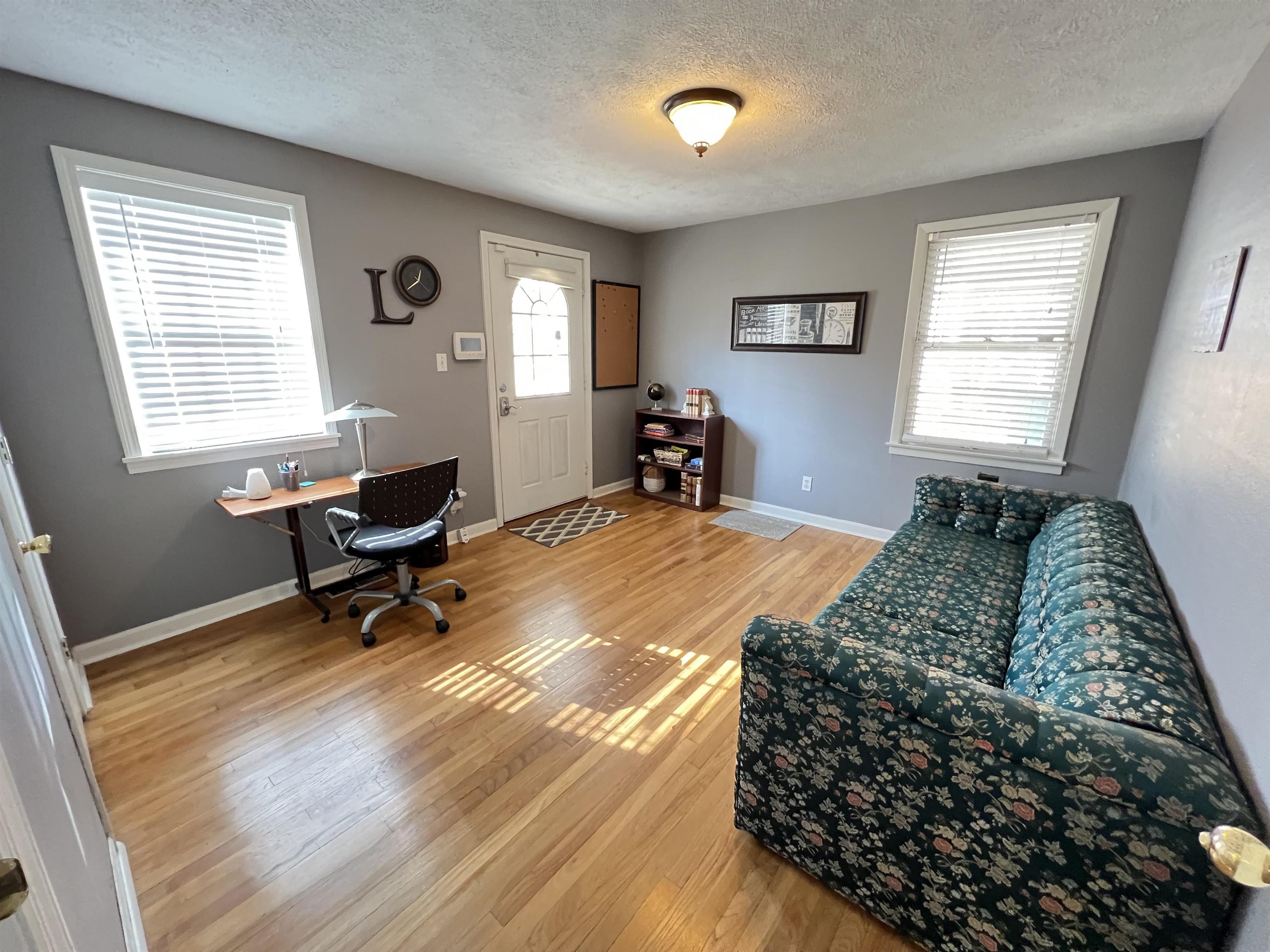 EAST LAKE - Residential