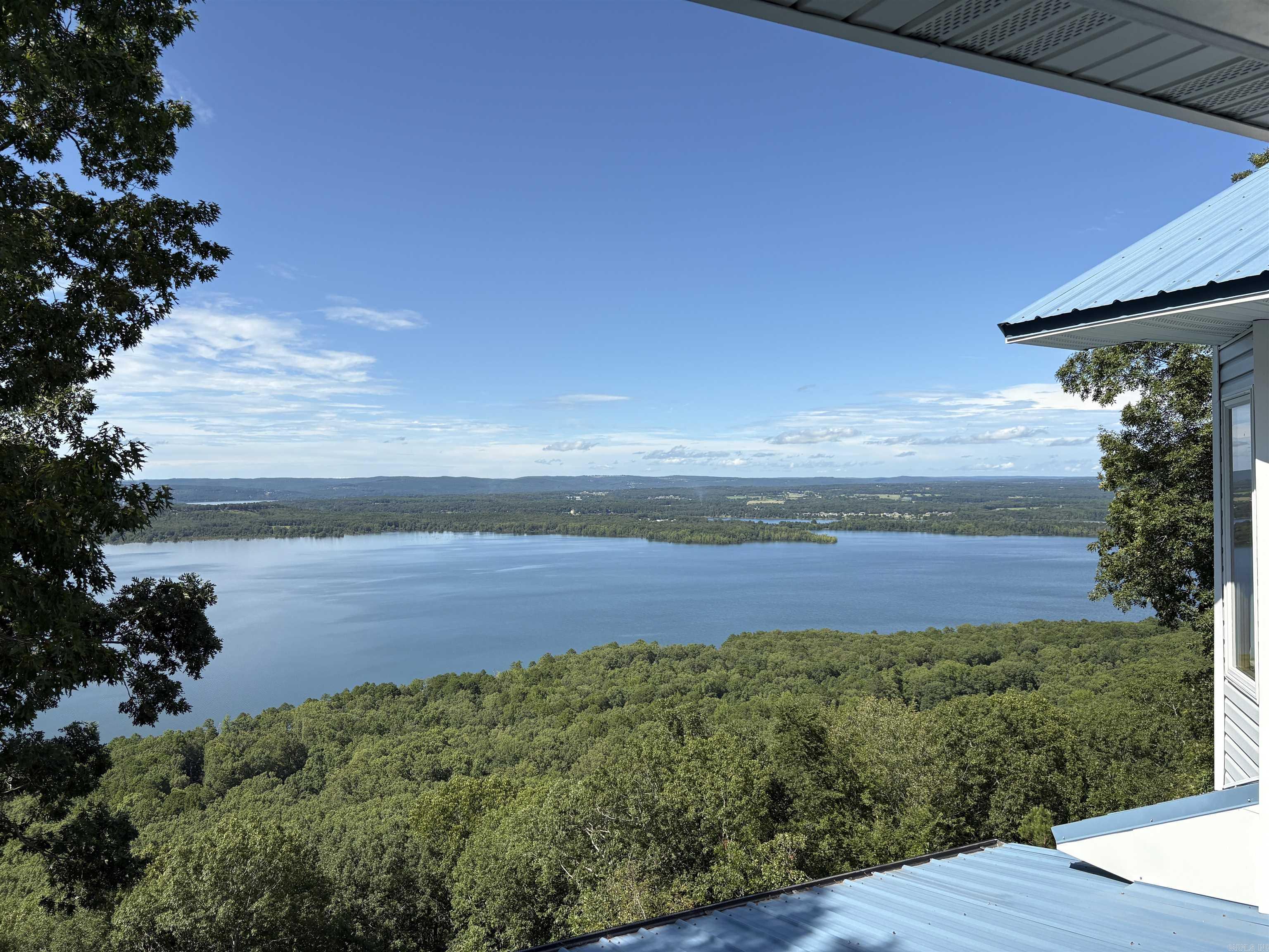 CLIFFVIEW TRACTS - Residential