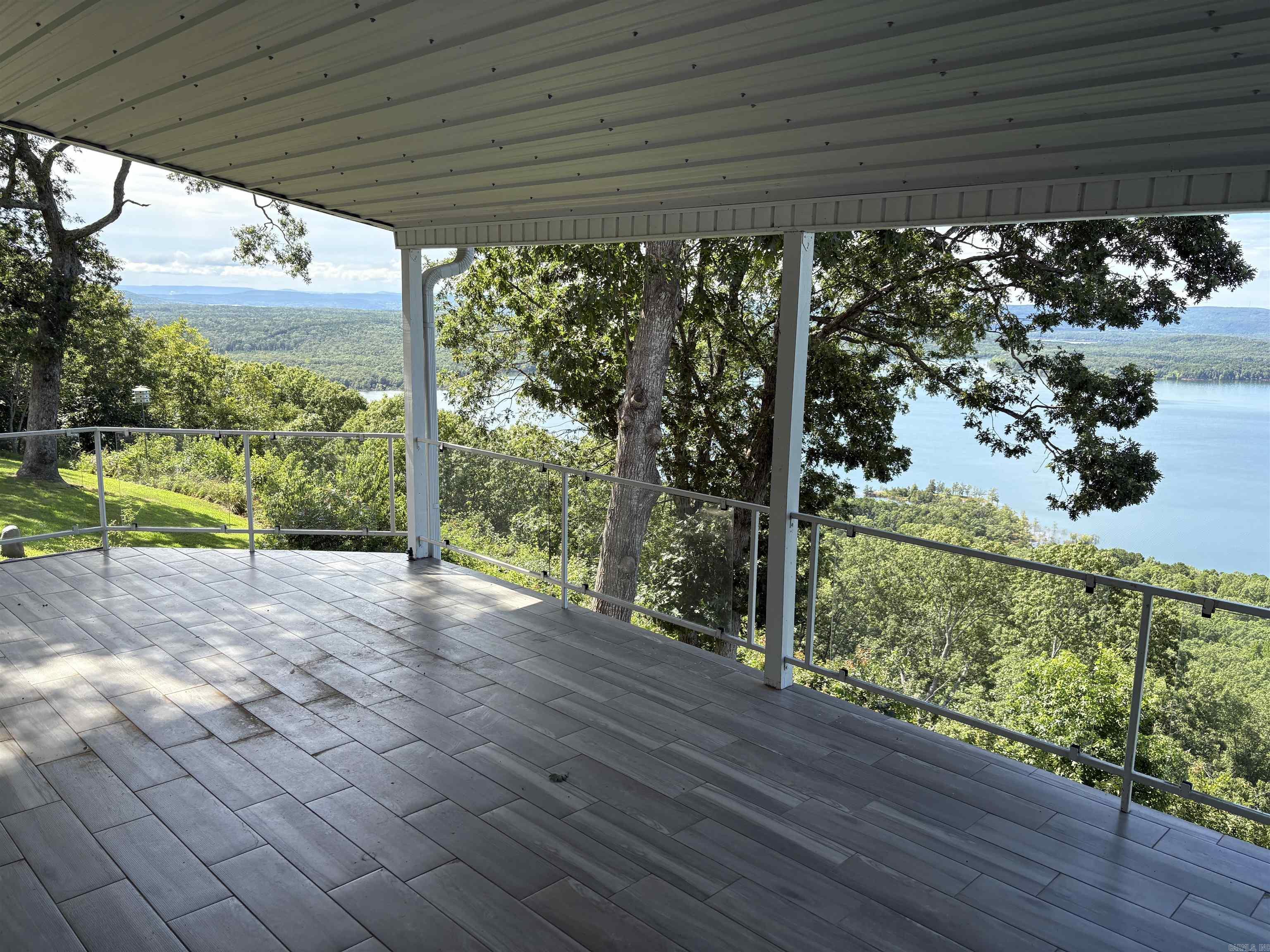 CLIFFVIEW TRACTS - Residential