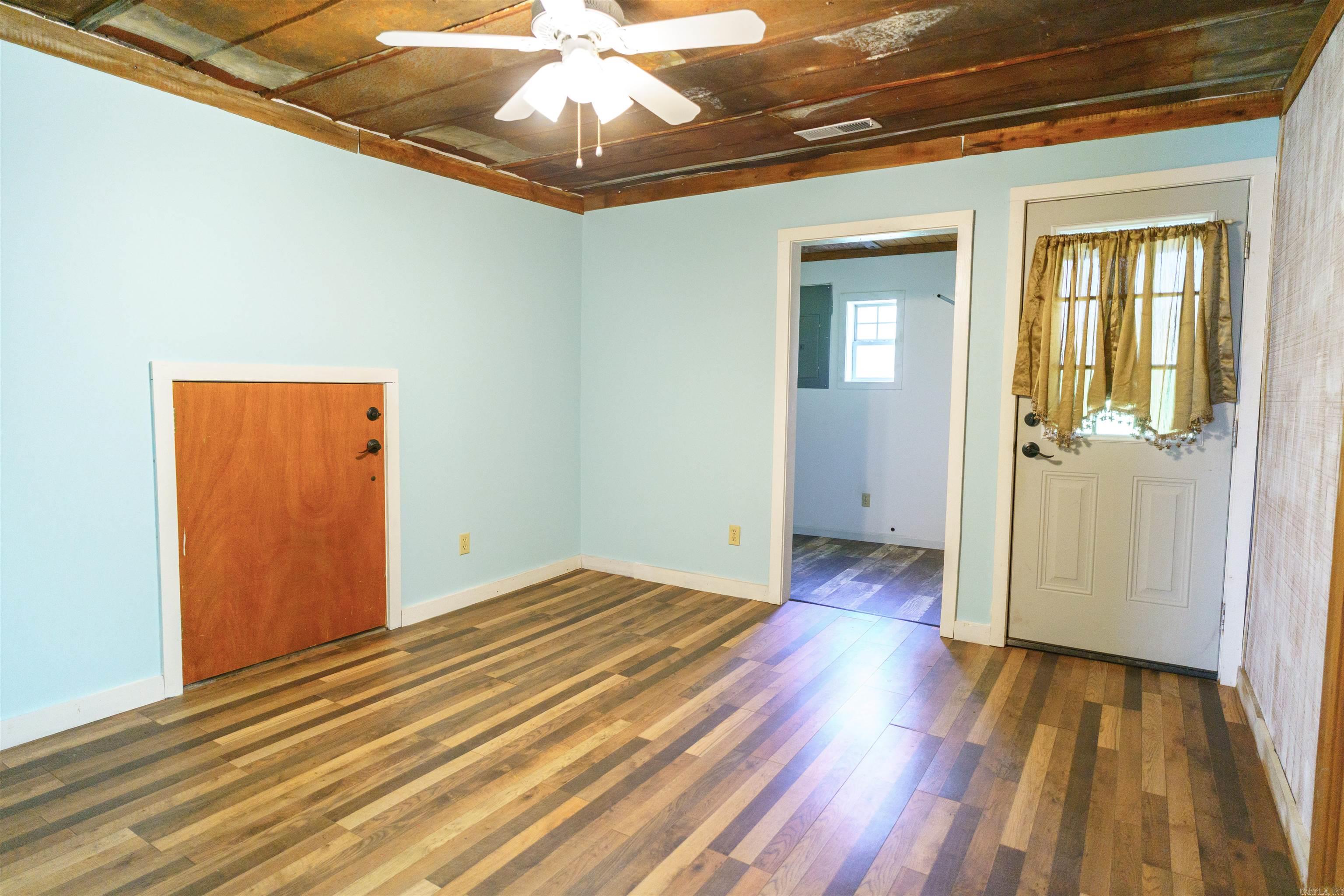 BATESVILLE AC - Residential