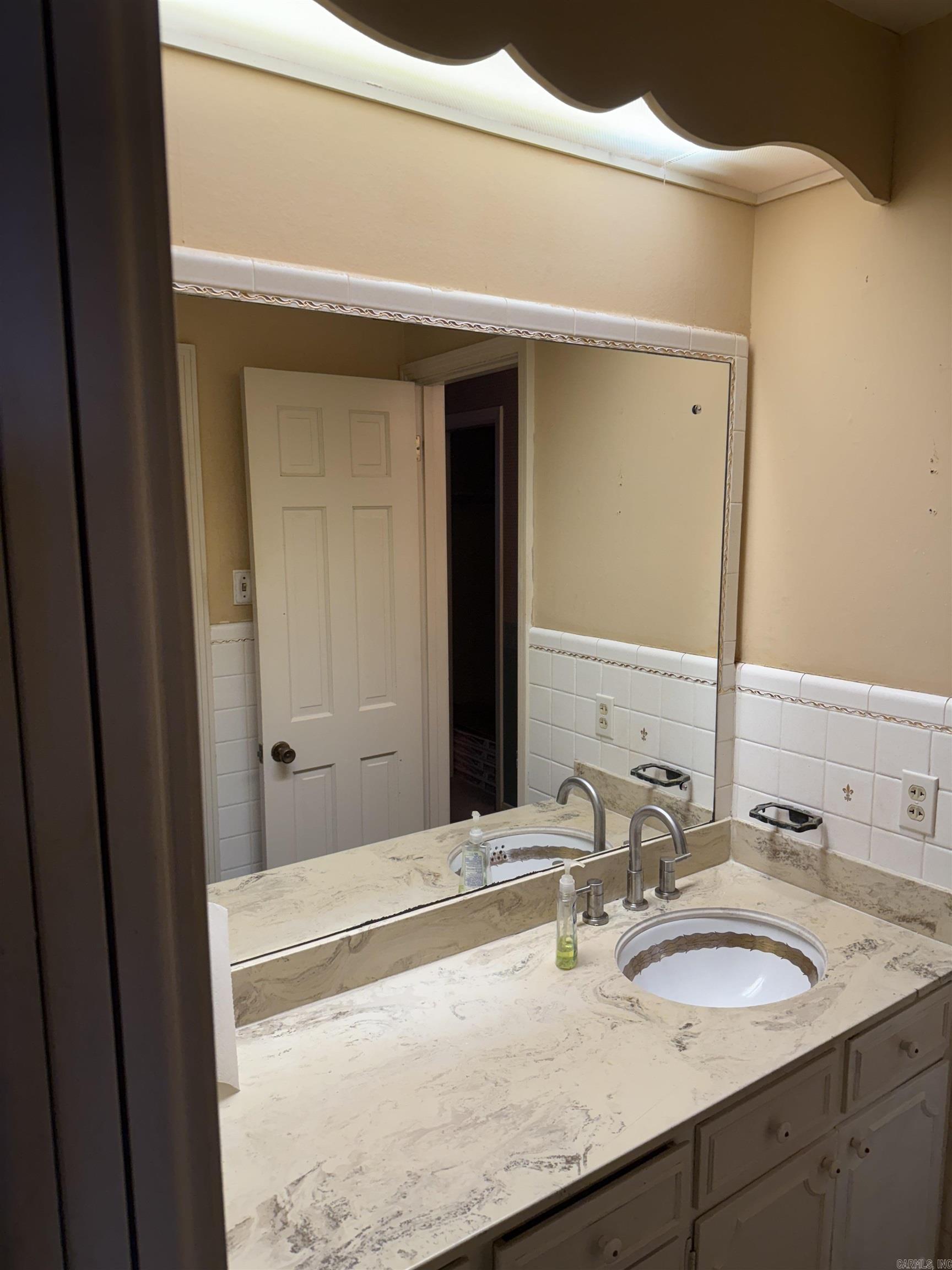 BALD KNOB OUTLOTS - Residential