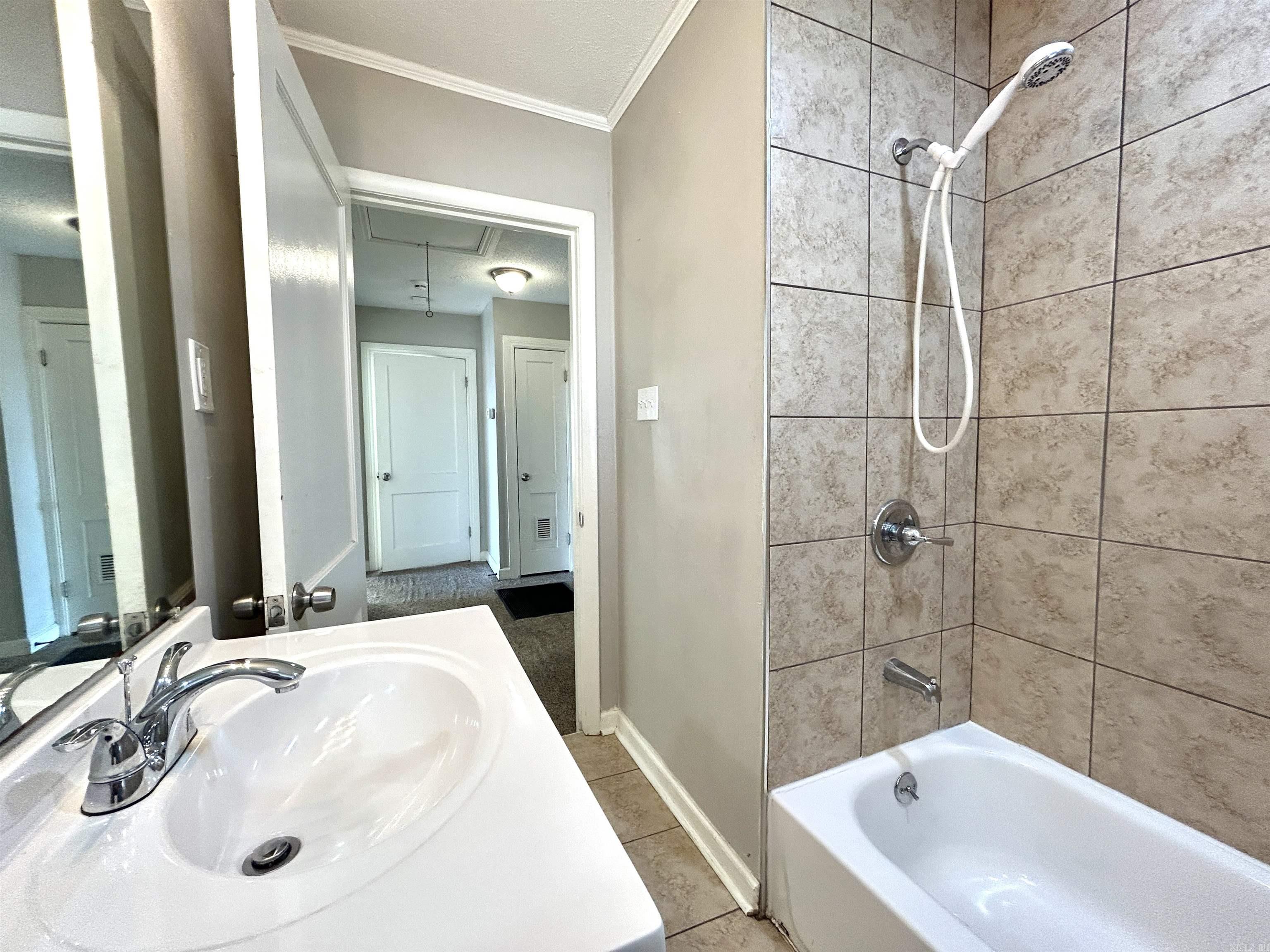 HUGHES - Residential