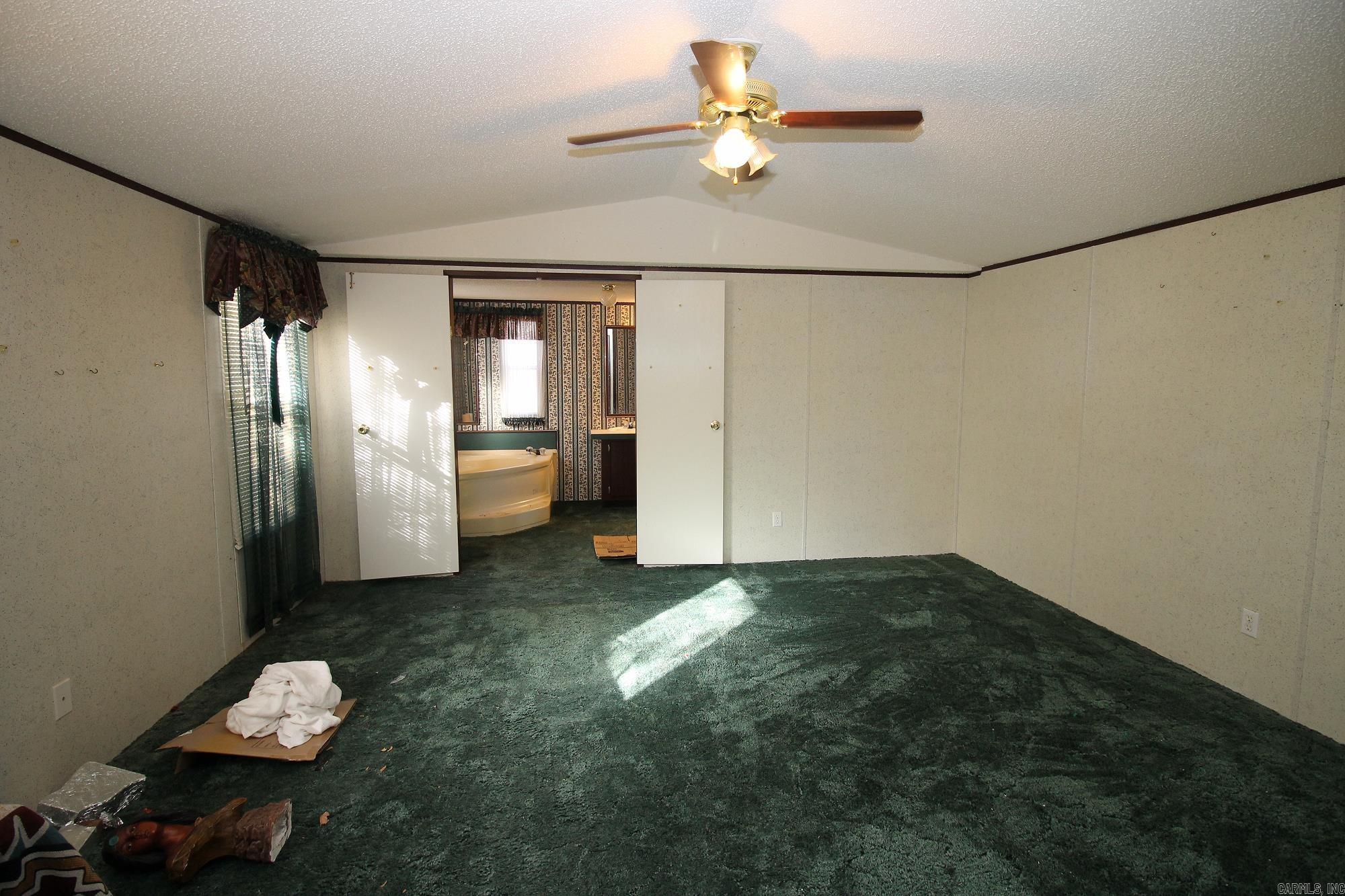 ROLLING HILLS ESTATES - Residential