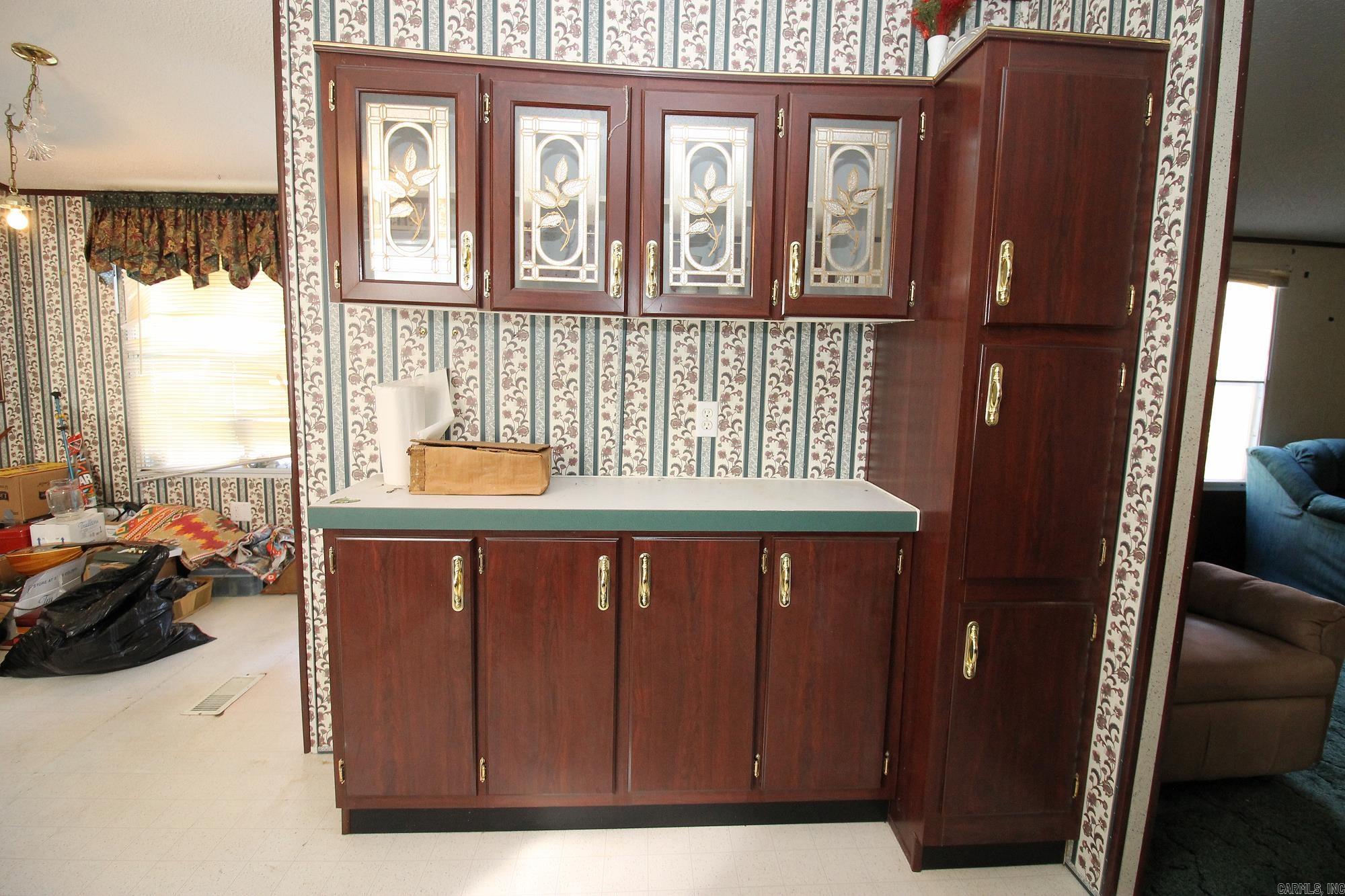 ROLLING HILLS ESTATES - Residential