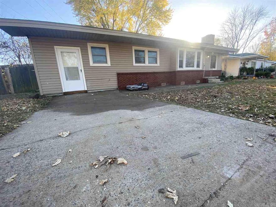 Come check out this newly remodeled home! Washer and dryer included! with 4 bedrooms and 2 bathrooms it can fit almost any family!