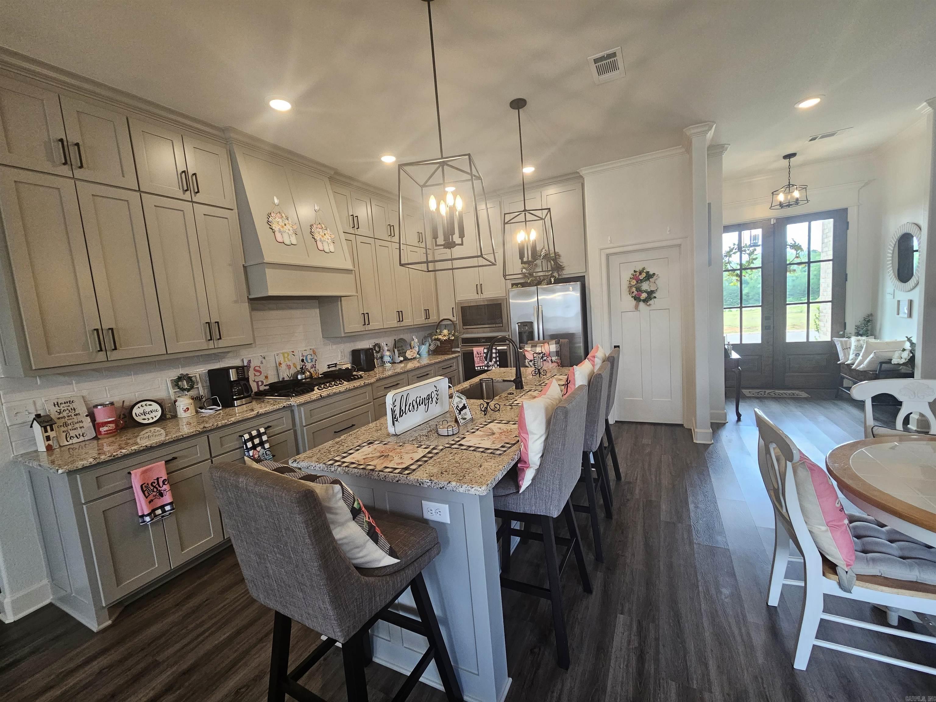 OAK TREE RIDGE SUB - Residential