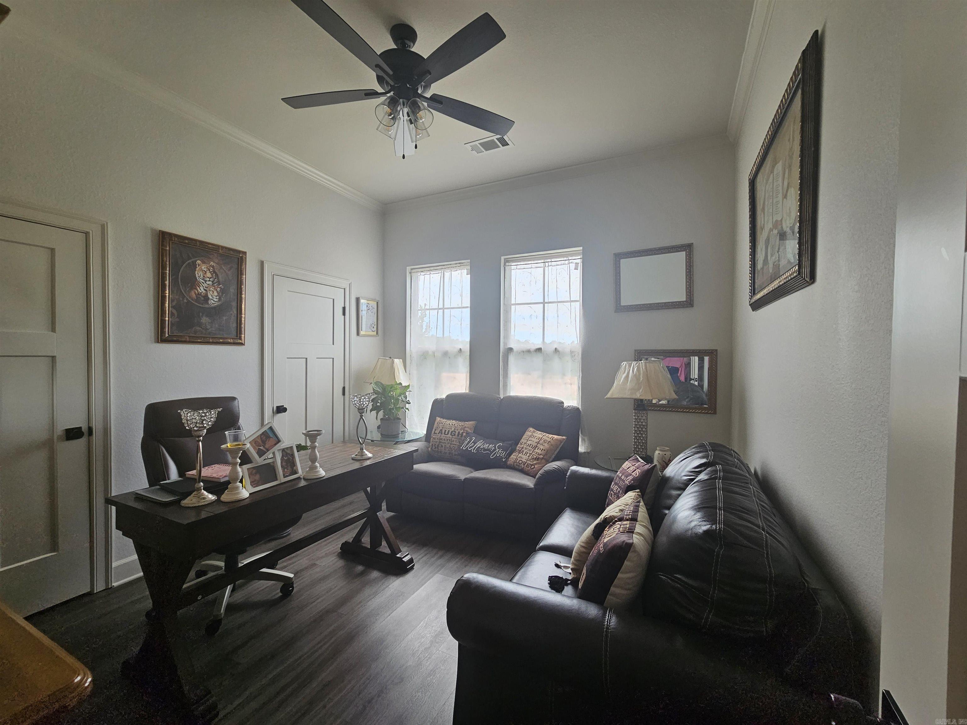 OAK TREE RIDGE SUB - Residential