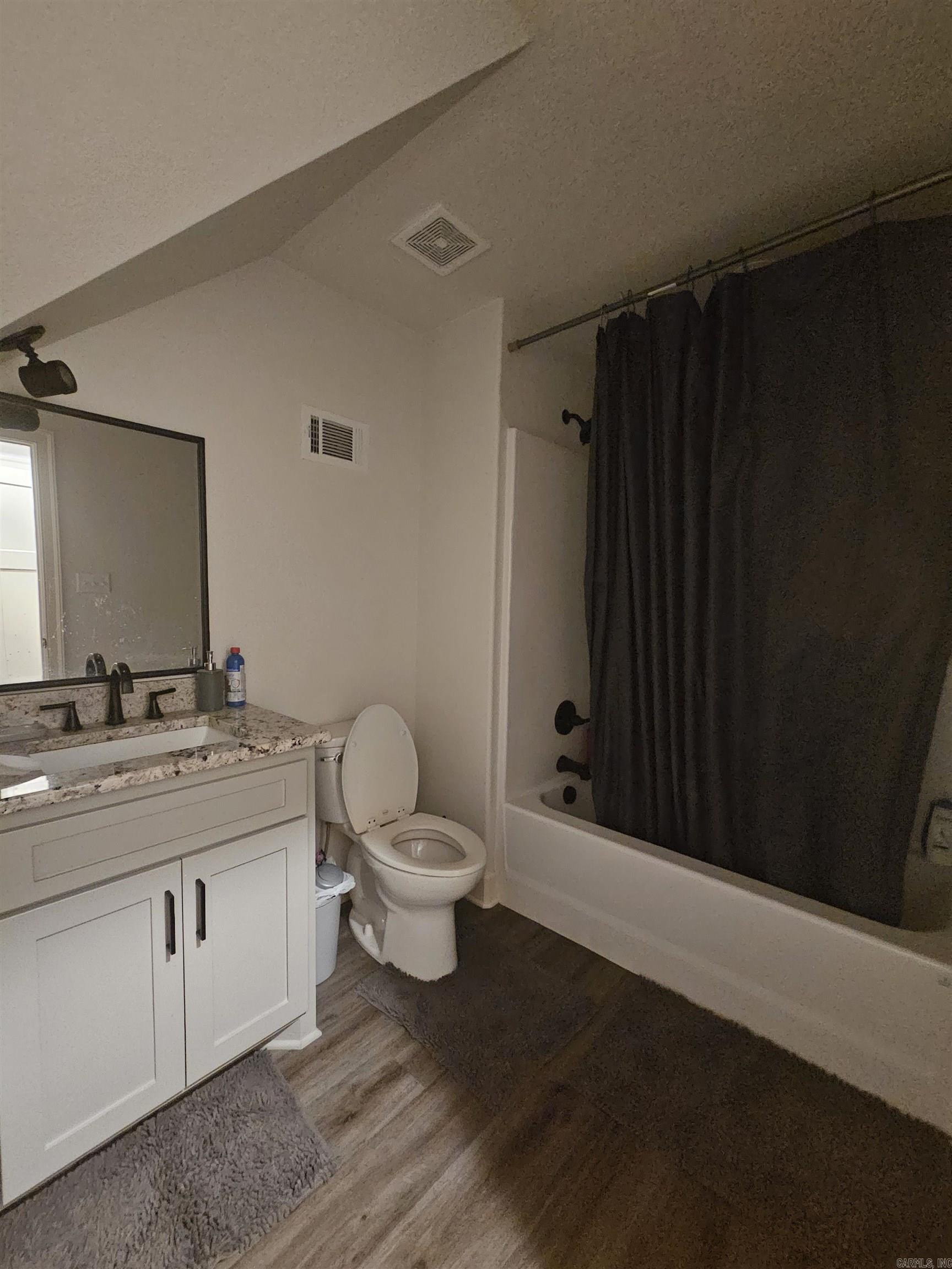 OAK TREE RIDGE SUB - Residential