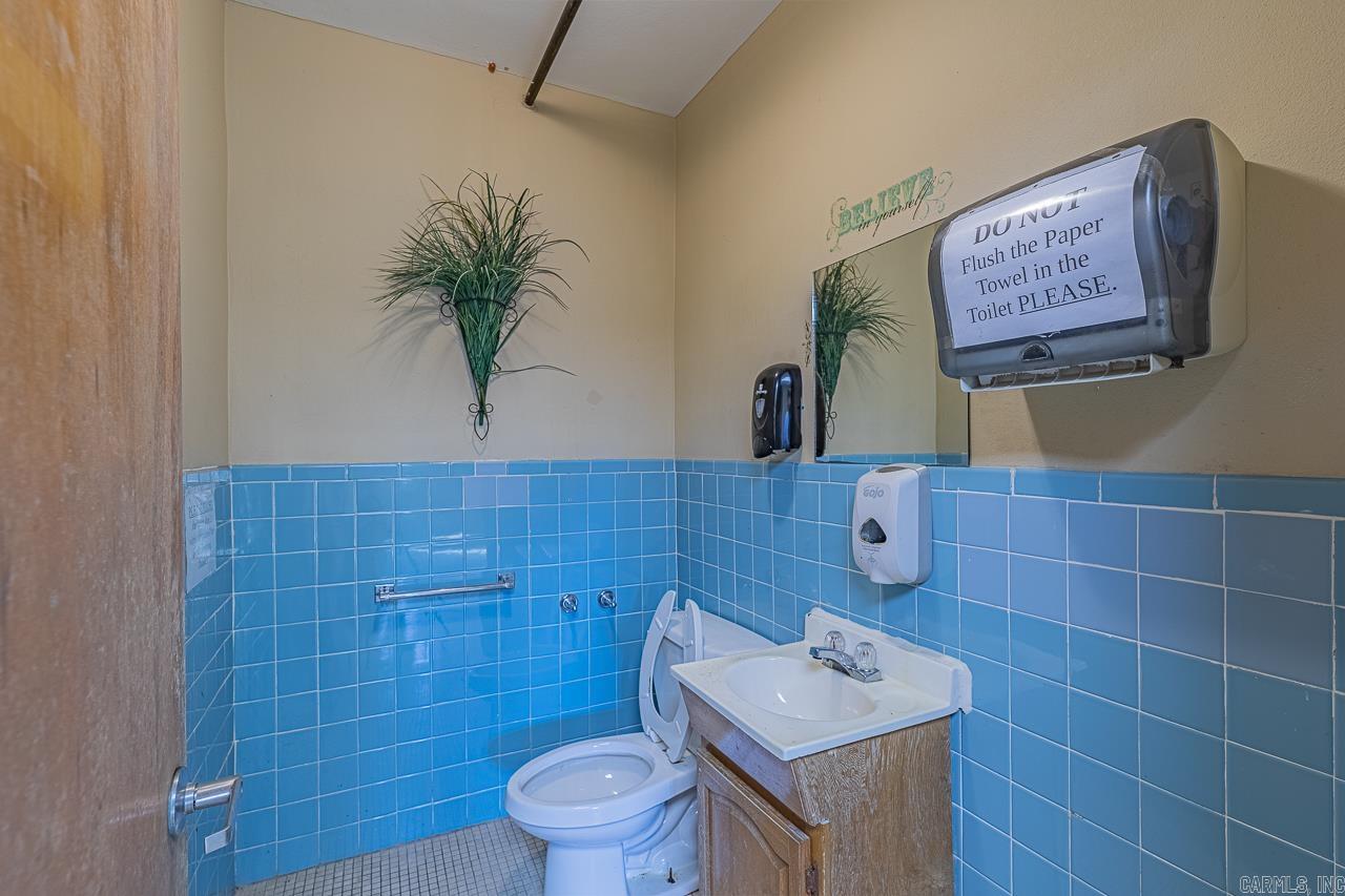 Sowells - Commercial Sale