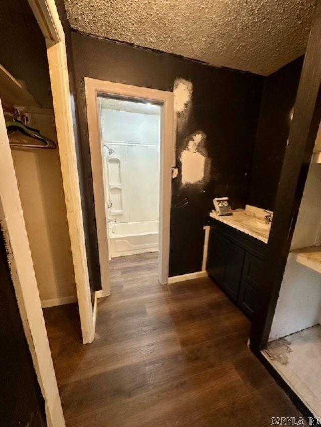 WOODLAWN ESTATES - Residential