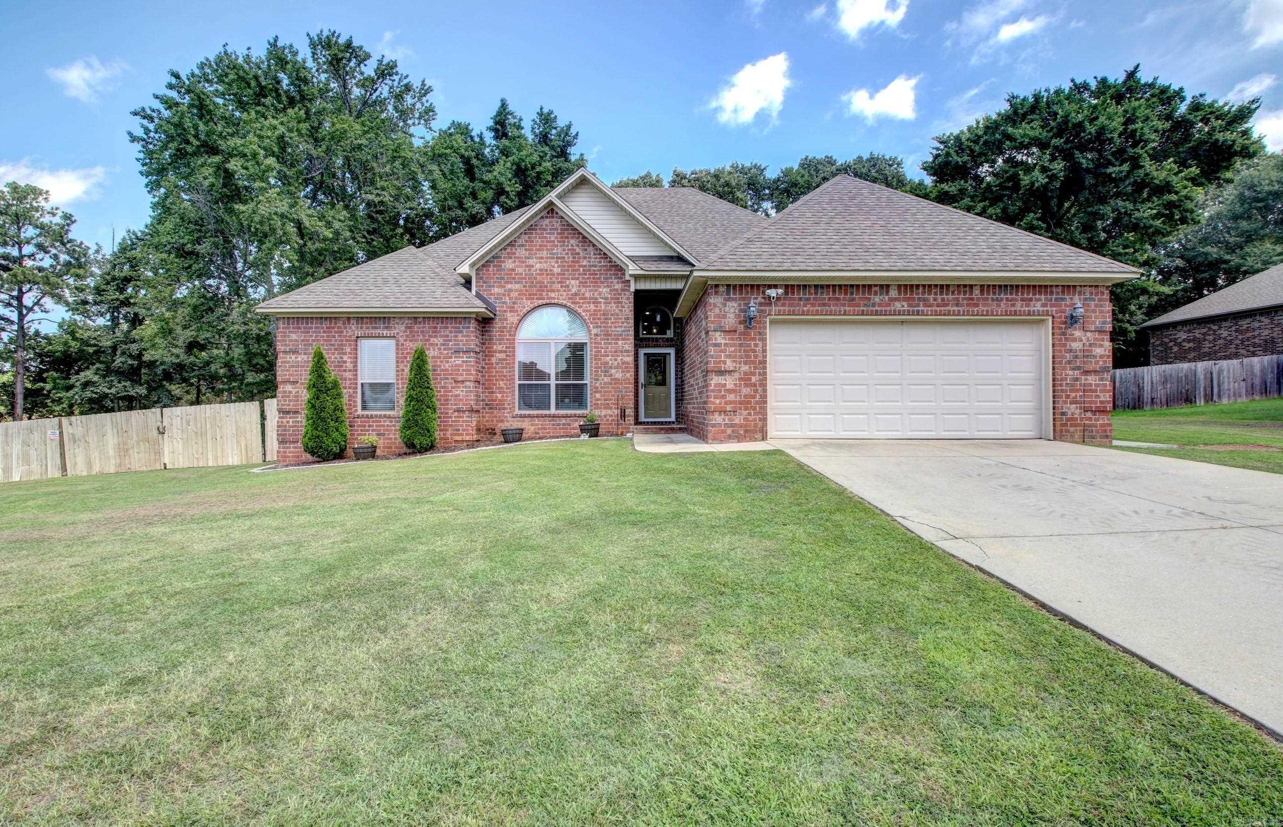 View Lonoke, AR 72086 house