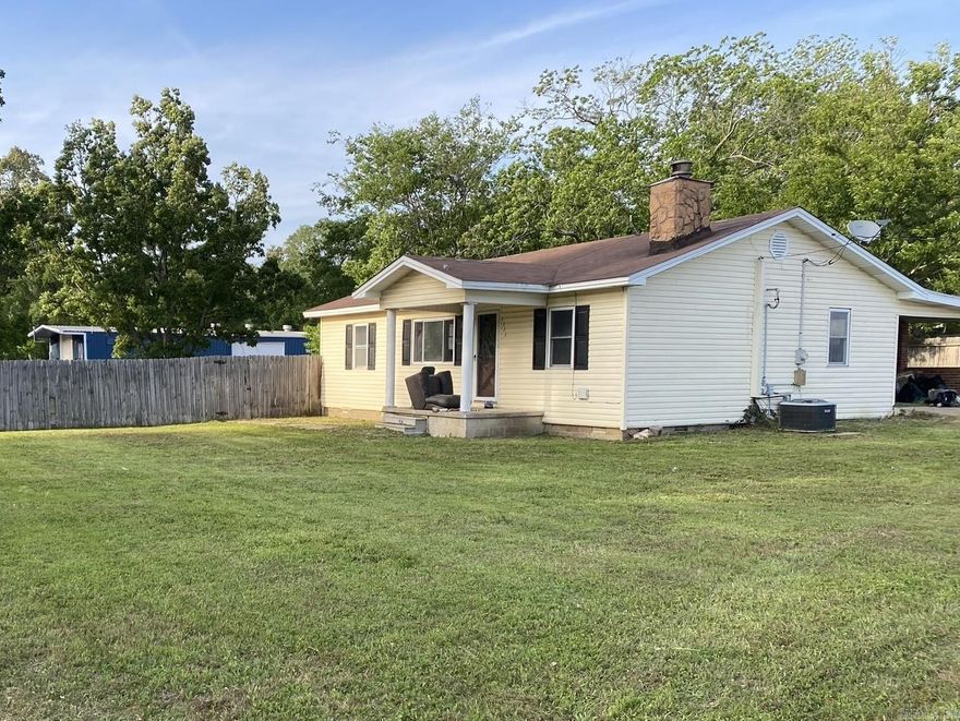 Don't miss out on this great 3BR/2BA home with nice sized living room and kitchen, laundry room, carport parking on the rear, partially fenced yard. All offers must be submitted by the Buyer's agent via the sellers res net Agent Portal. Agents please READ in the confidential agent remarks section for additional information on offer submission and other important information.