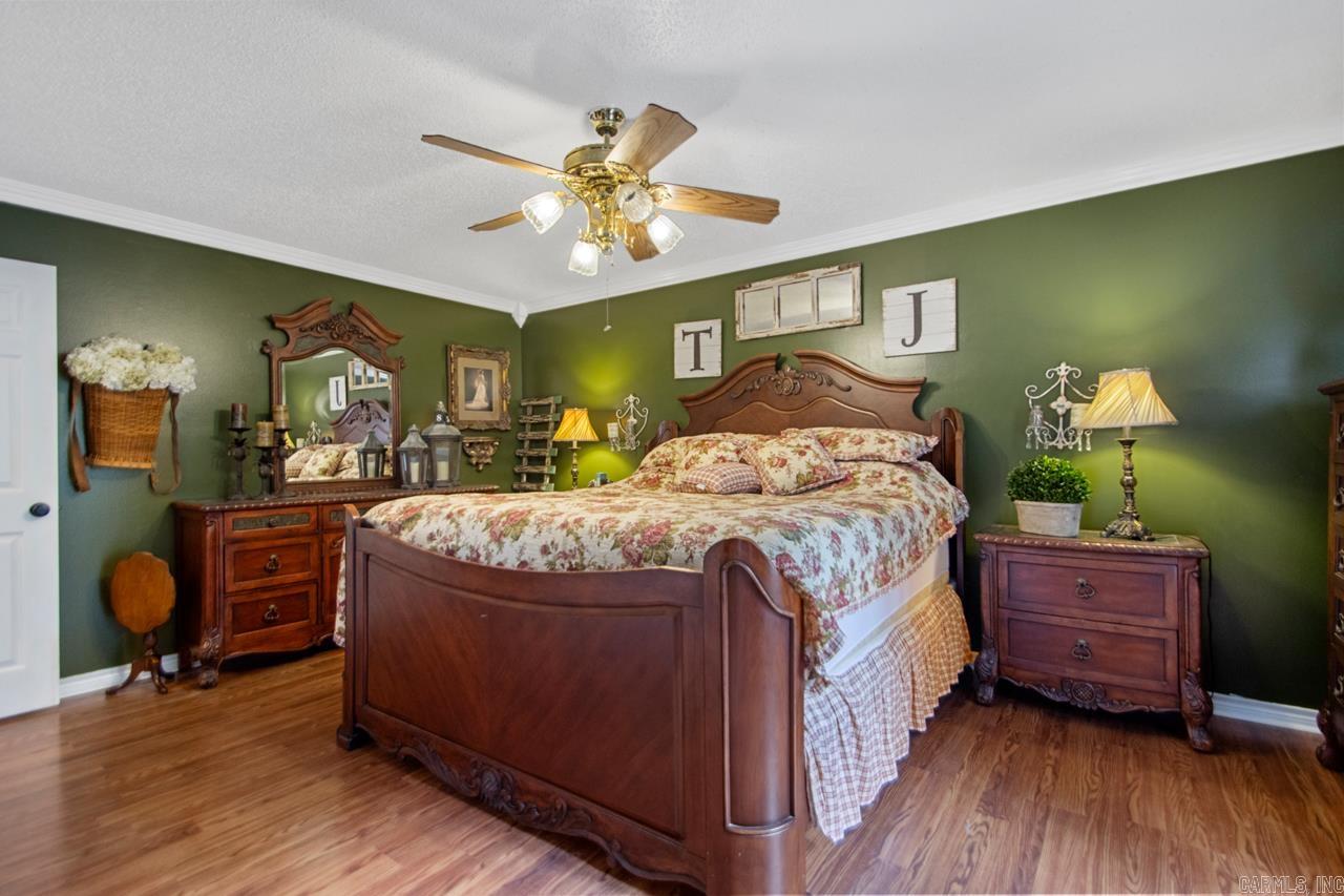 GREEN HILLS - Residential