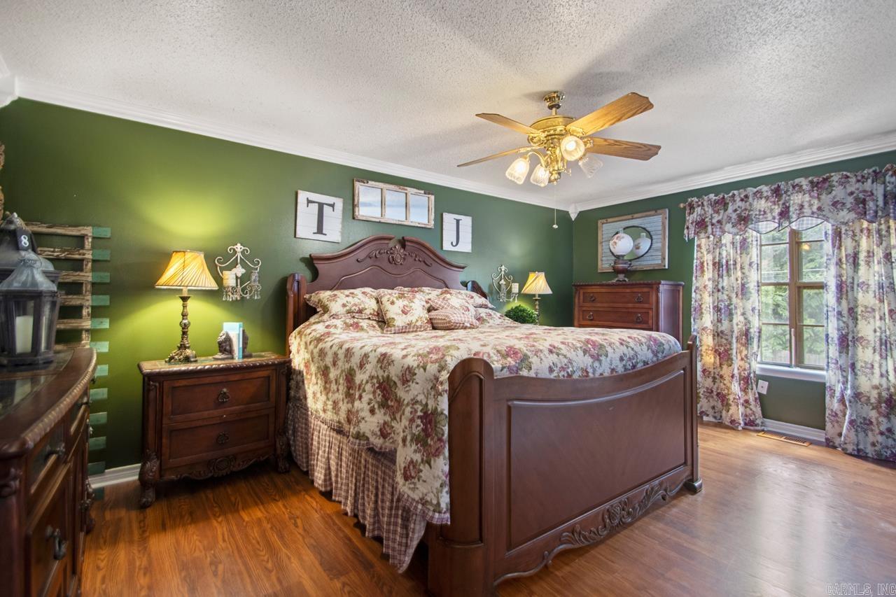 GREEN HILLS - Residential