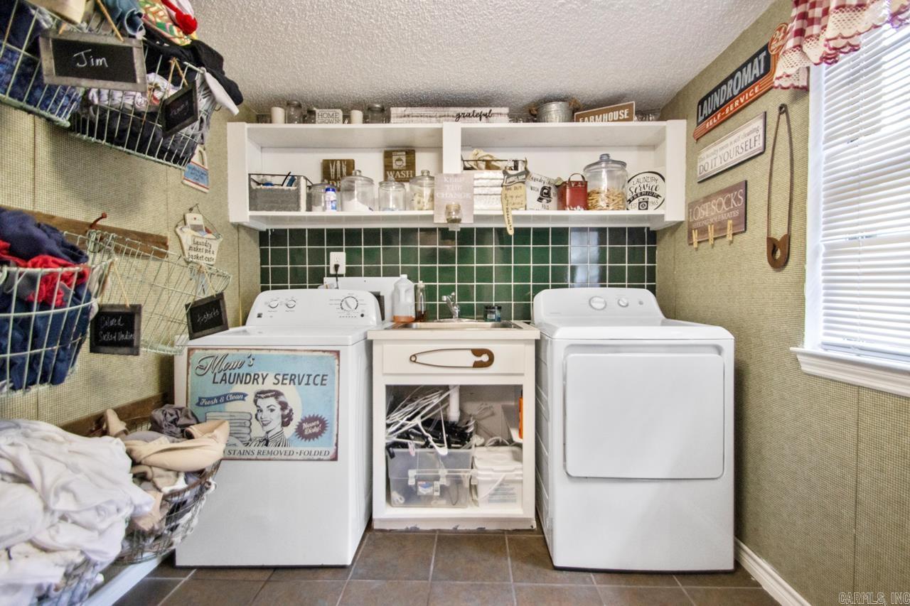 GREEN HILLS - Residential