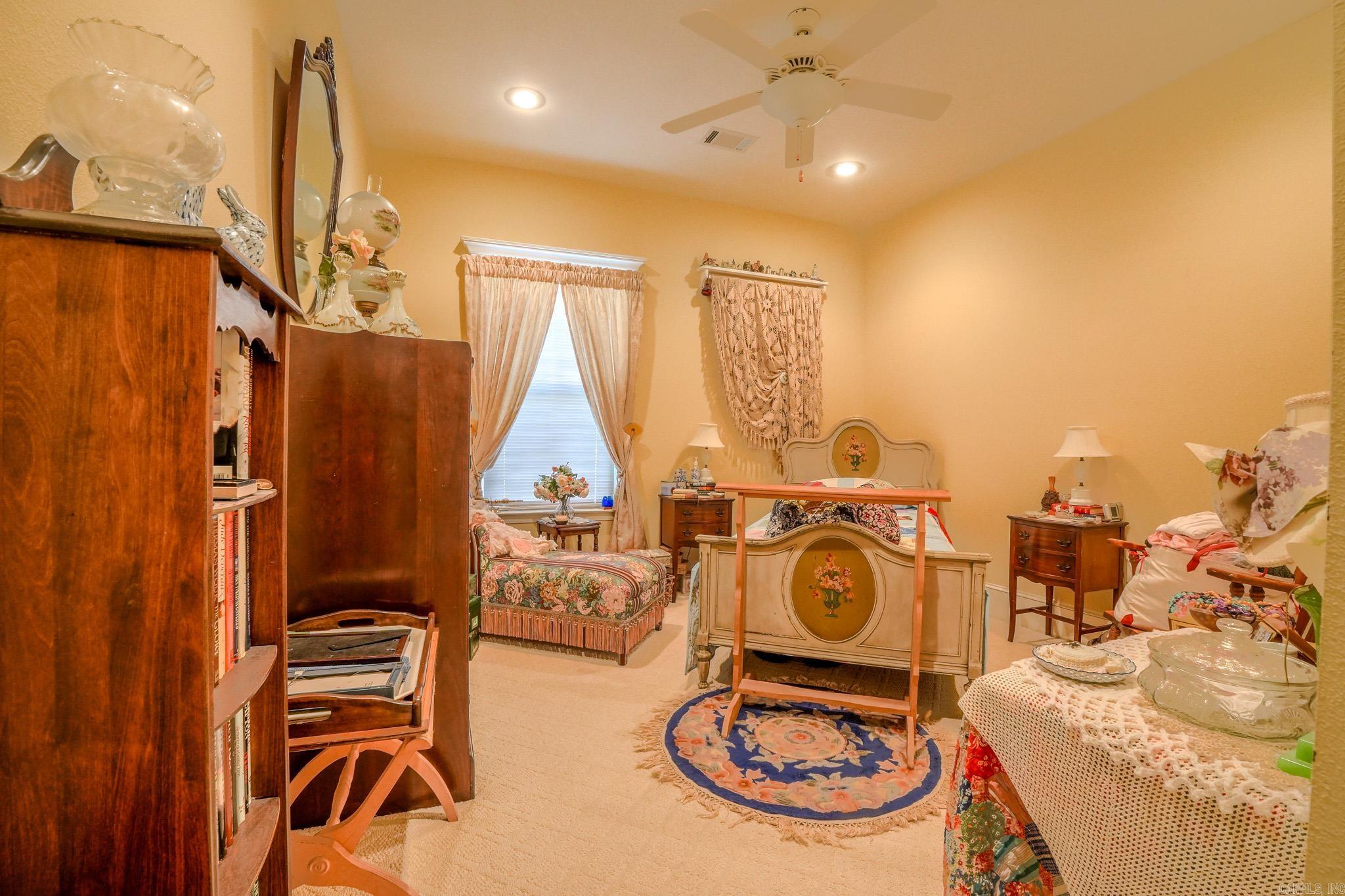 THE ARBORS AT STAGECOACH VILLAGE - Residential