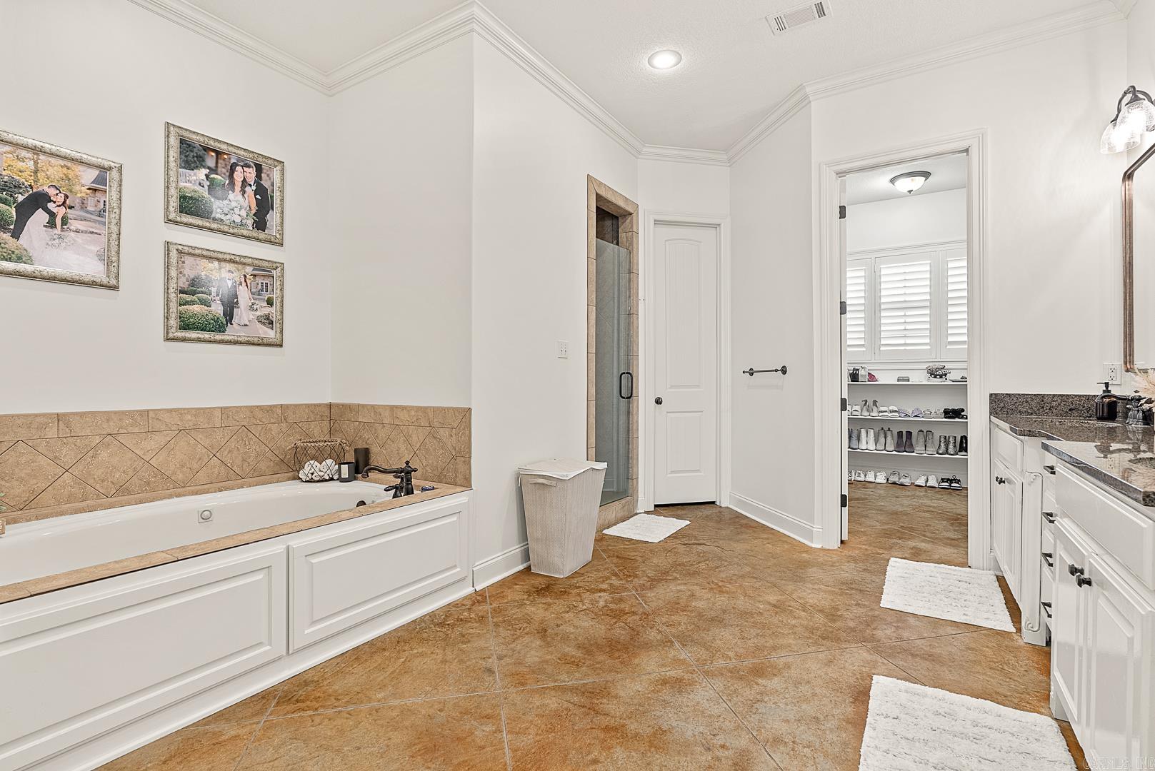 Lake Crest - Residential