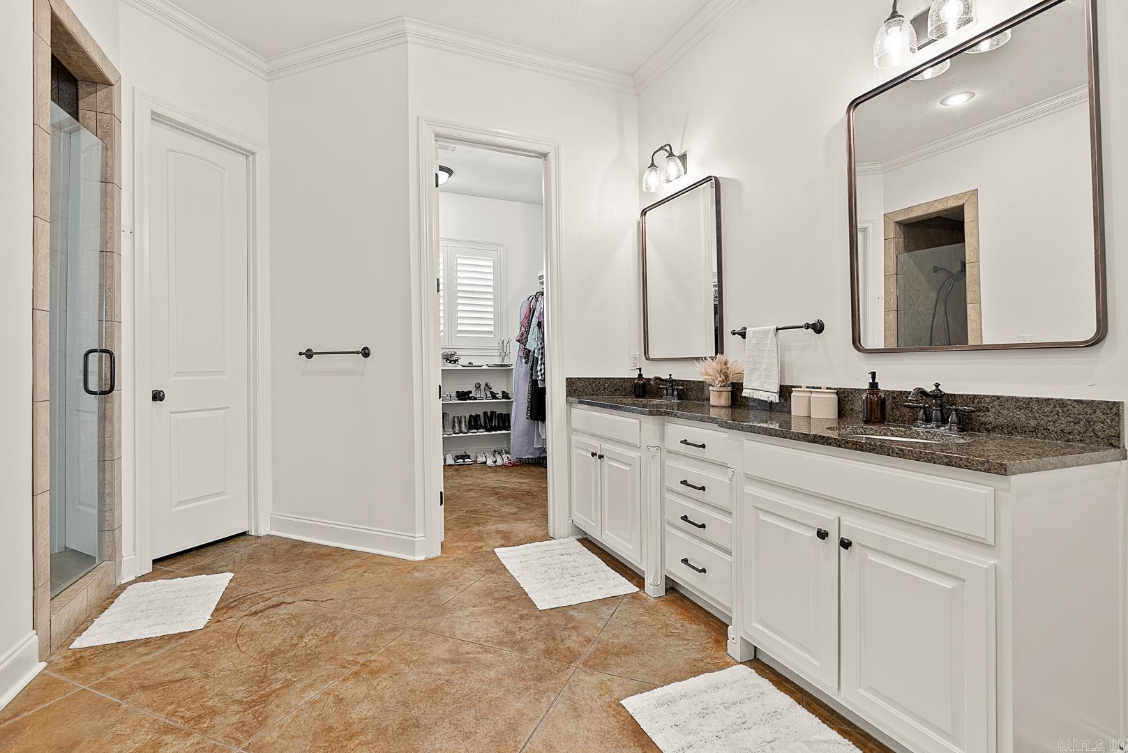 Lake Crest - Residential