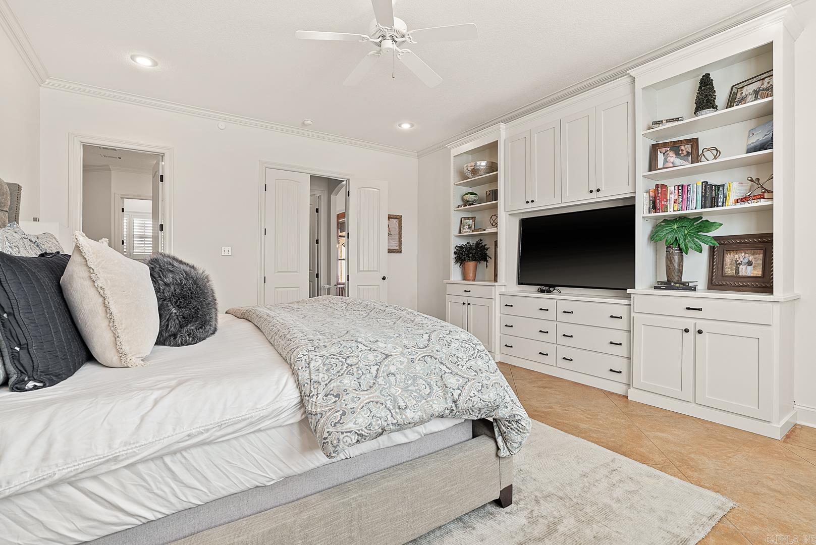 Lake Crest - Residential