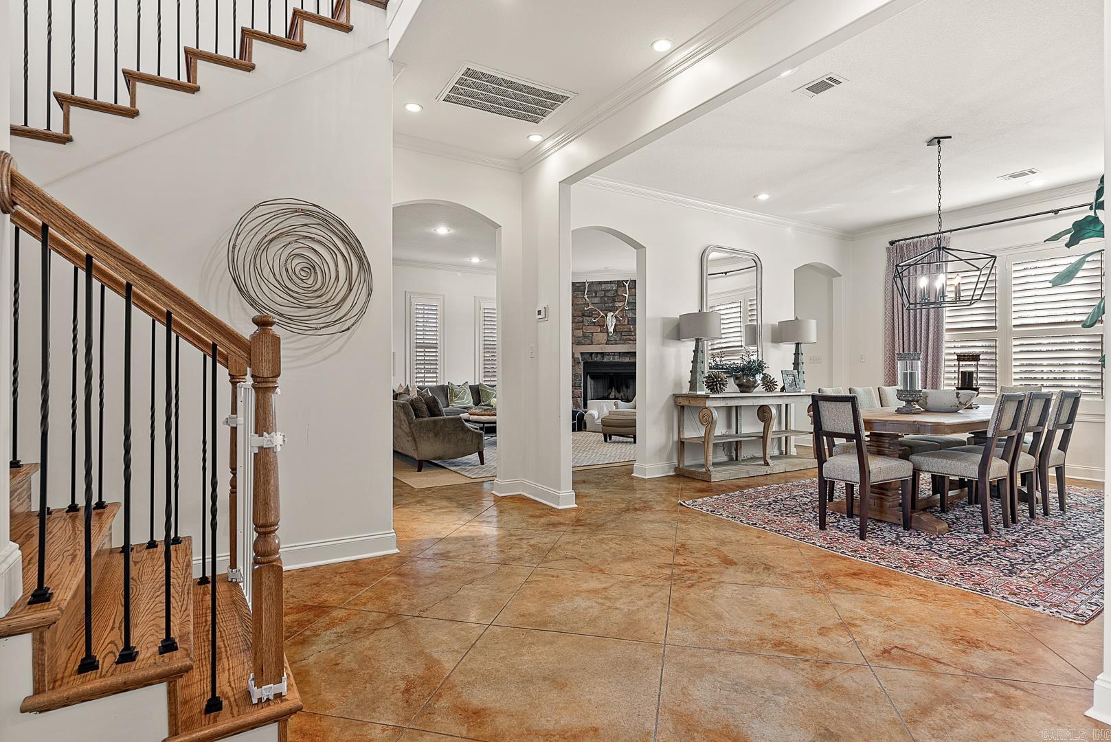 Lake Crest - Residential