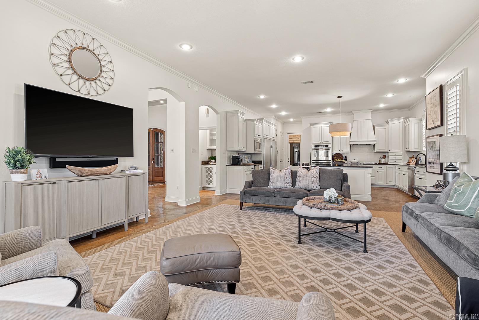 Lake Crest - Residential