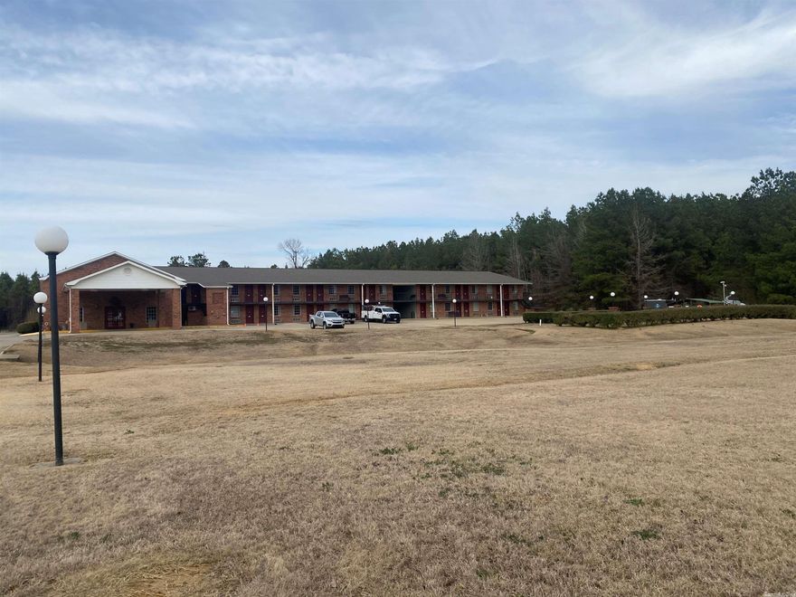 The Ashley Inn located in Crossett, AR is a well established family owned motel boasting 75 rooms on 5 acres MOL of land. Many of the rooms have been recently remodeled and the entire Inn received a new roof in 2020. This property has a beautiful outdoor swimming pool and is within walking distance to several restaurants. Additionally, Walmart Super Center and the hospital a literally seconds away on the same road.