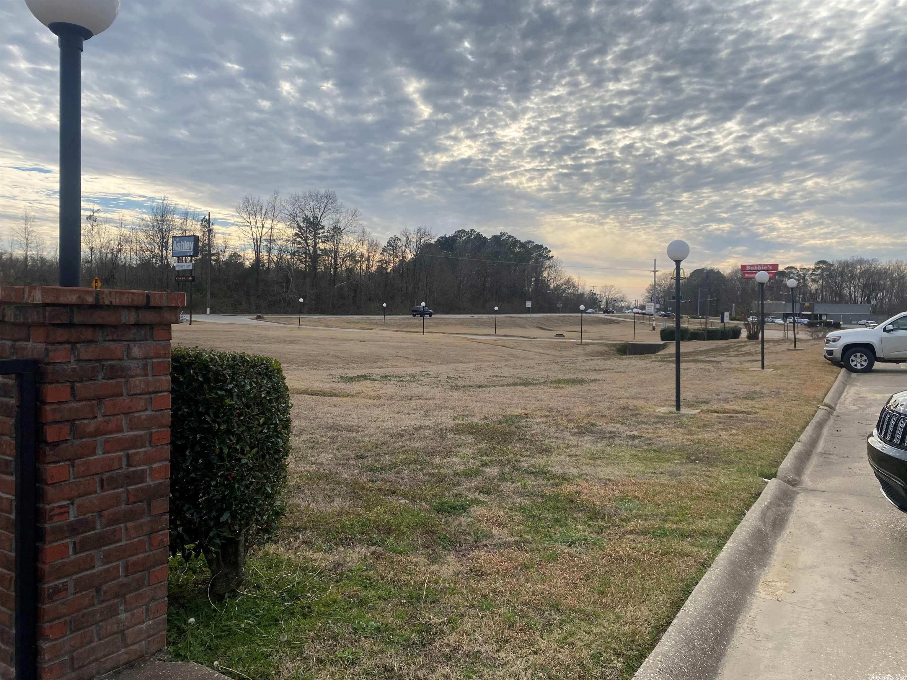 Metes & Bounds - Commercial Sale