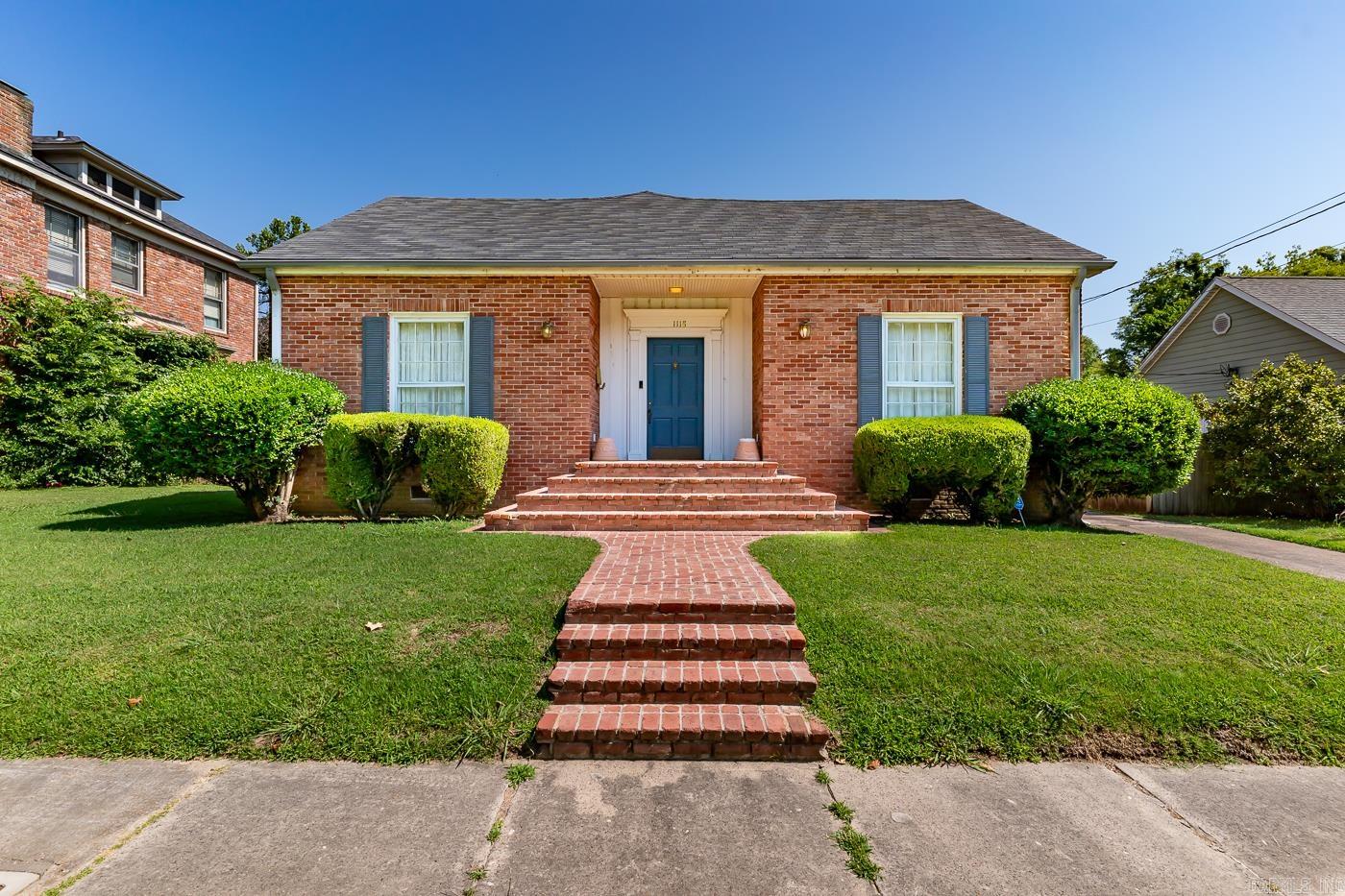 Welcome to Market 1118 Porter Street of Helena, AR within the Helena School District. Situated on a .25 +/- acre level, landscaped, and partially fenced lot is a brick & vinyl Ranch style property topped w/ slated shingles, accented by a detached carport, extra parking space, and guttering. This 2,564 sf of well laid out and maintained living space holds a Master w/ walk-in closet, and full bath w/ built-ins, two additional bedrooms, an eat-in style kitchen with bar seating & a Vintage Frigidaire stove, living room w/ log fireplace, laundry room, and ample storage space. Price with cosmetic upgrades in mind. Call today to tour and make this house your home.