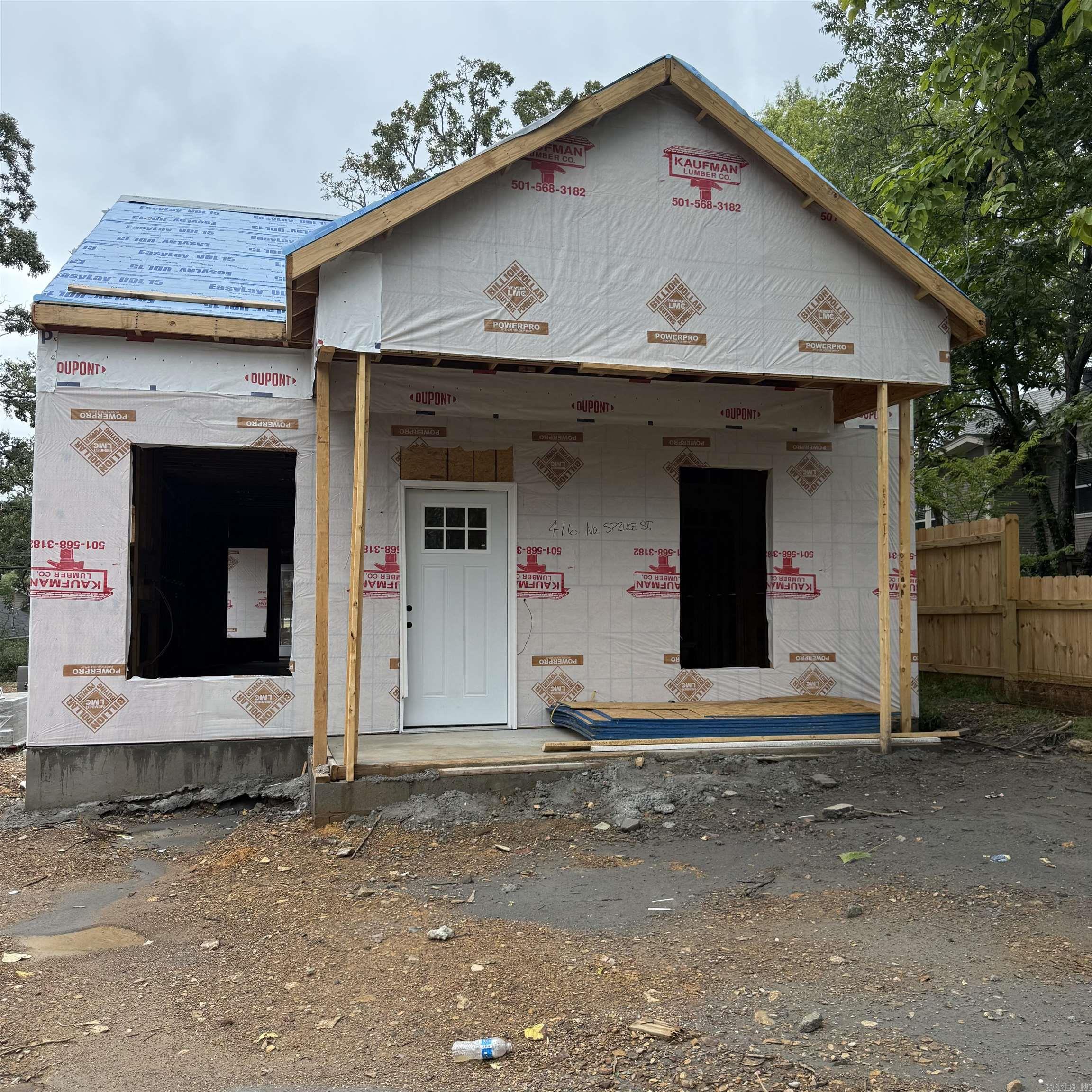 ELMHURST - Residential