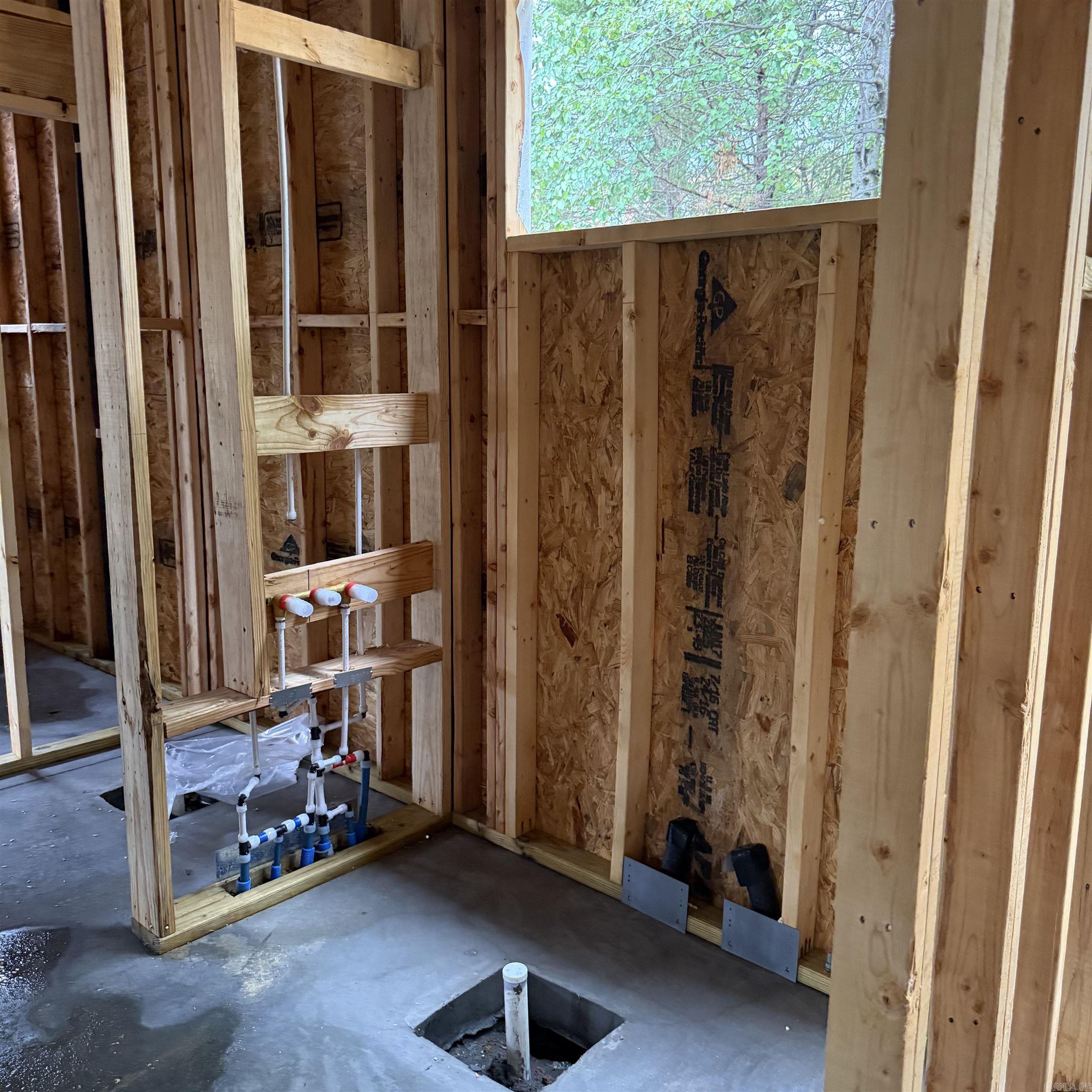 ELMHURST - Residential