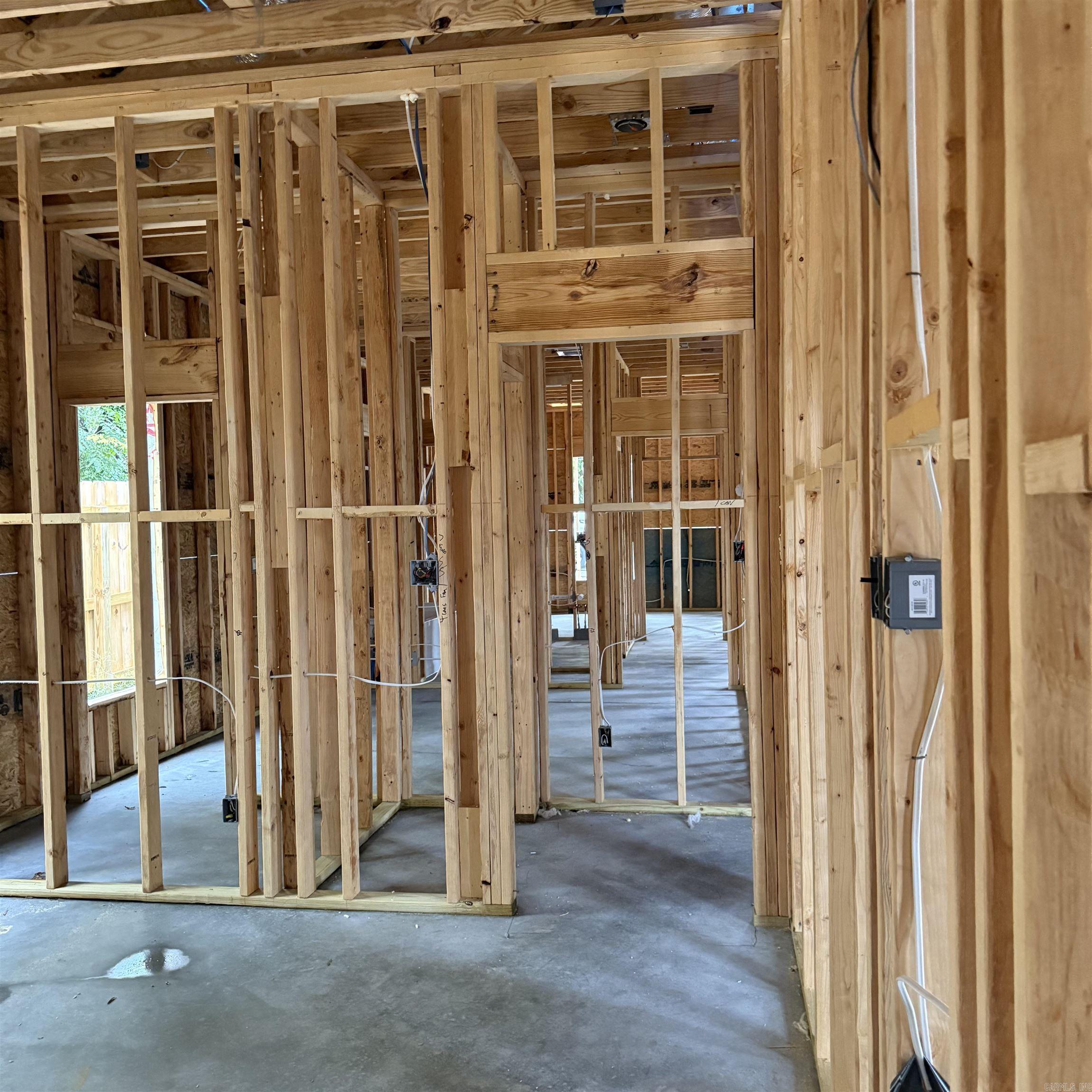 ELMHURST - Residential