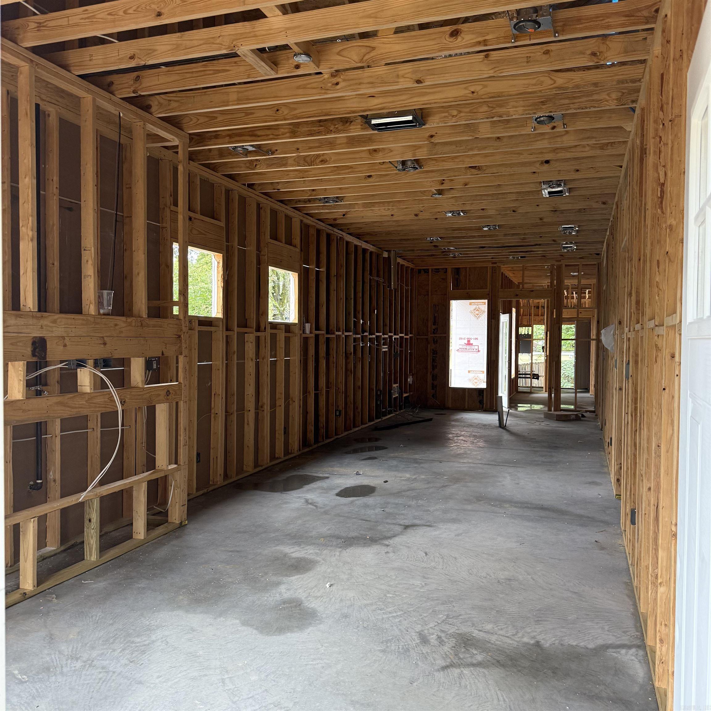 ELMHURST - Residential