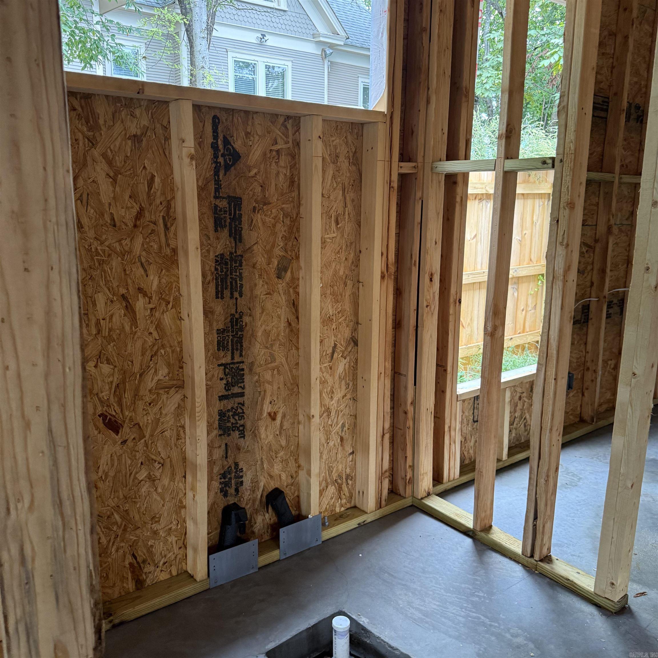 ELMHURST - Residential