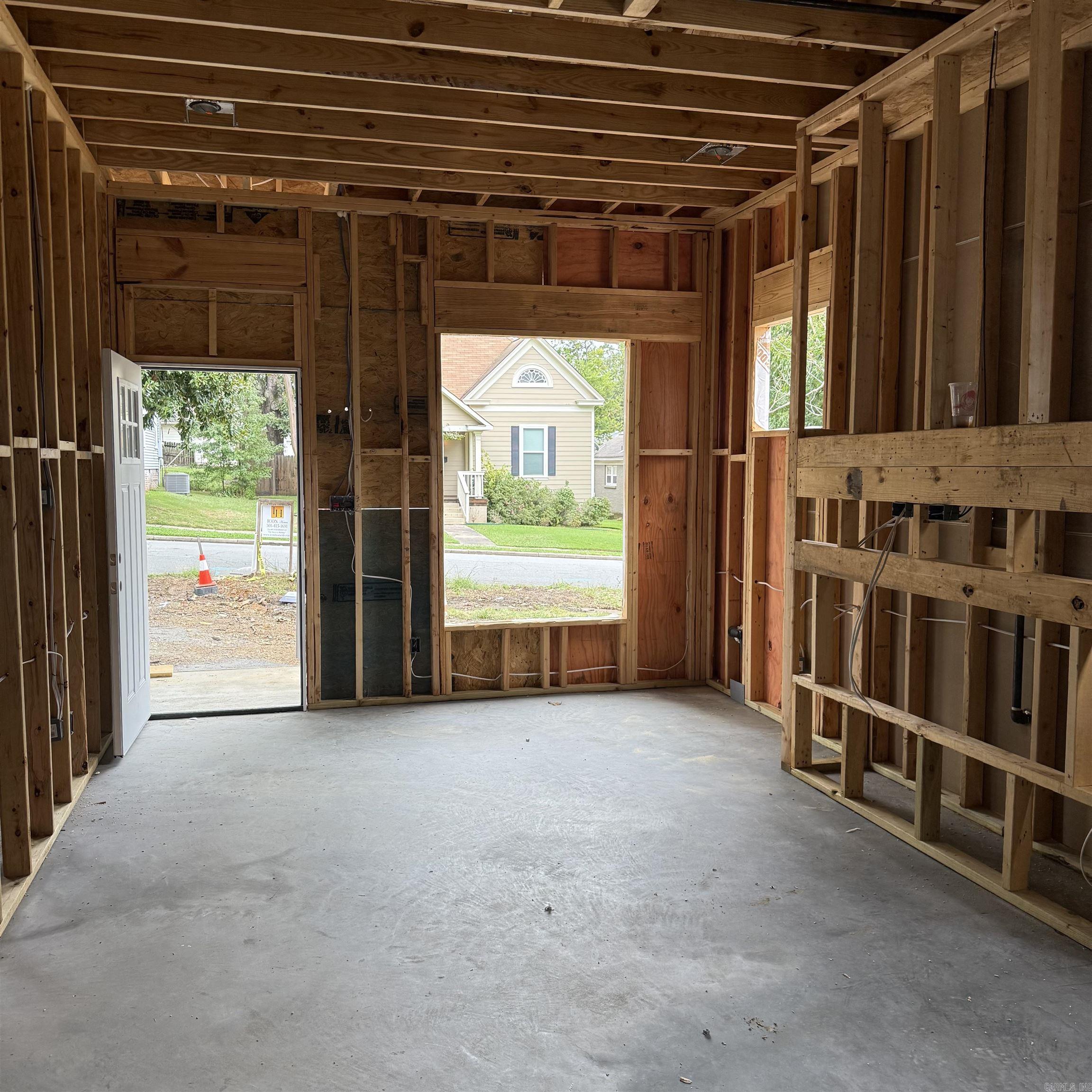 ELMHURST - Residential