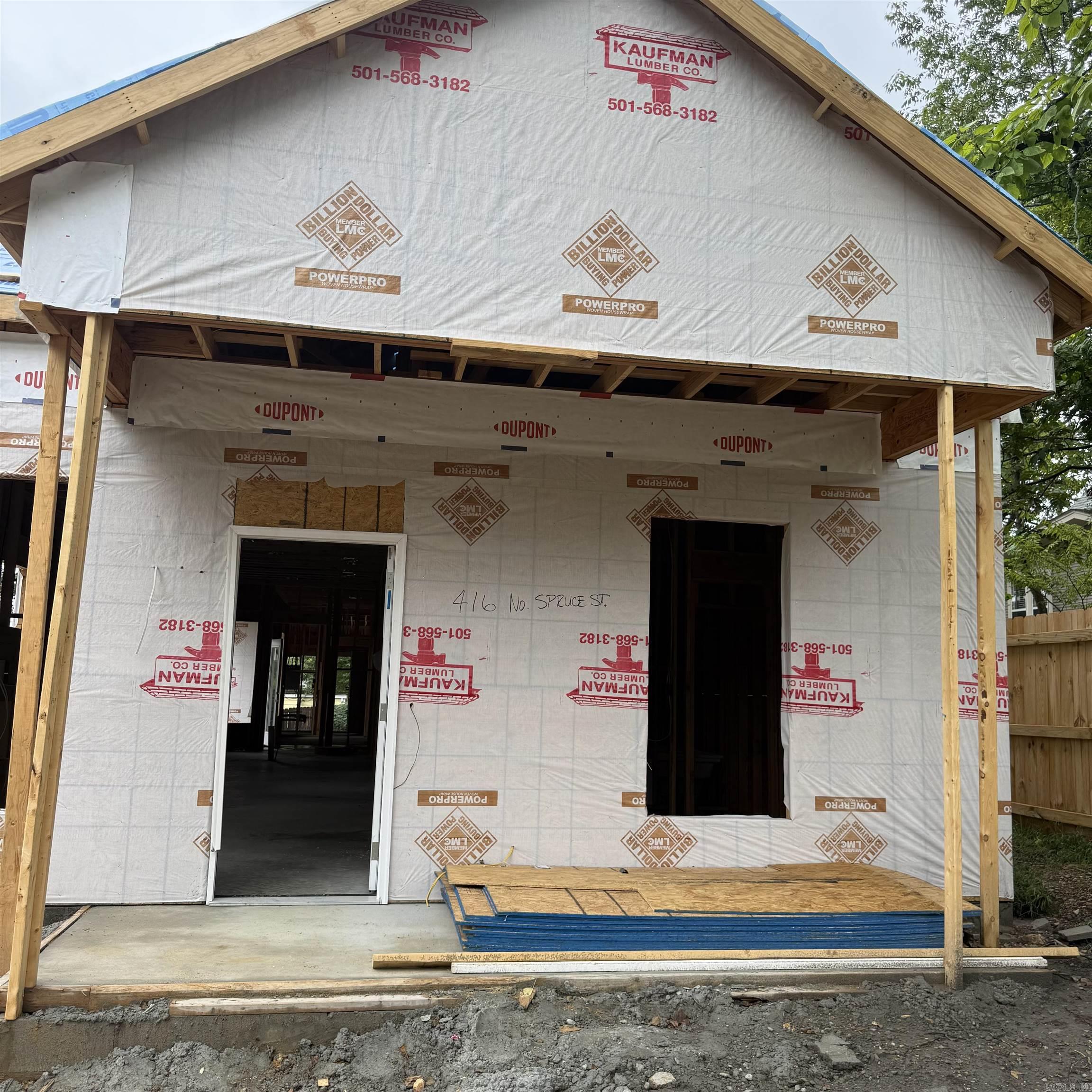 ELMHURST - Residential