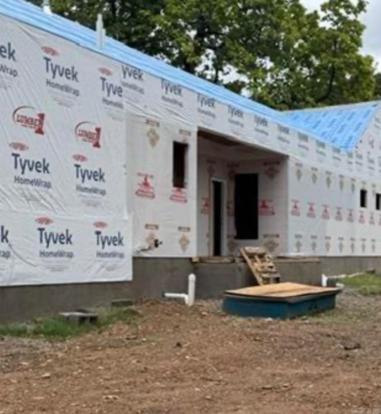 ELMHURST - Residential