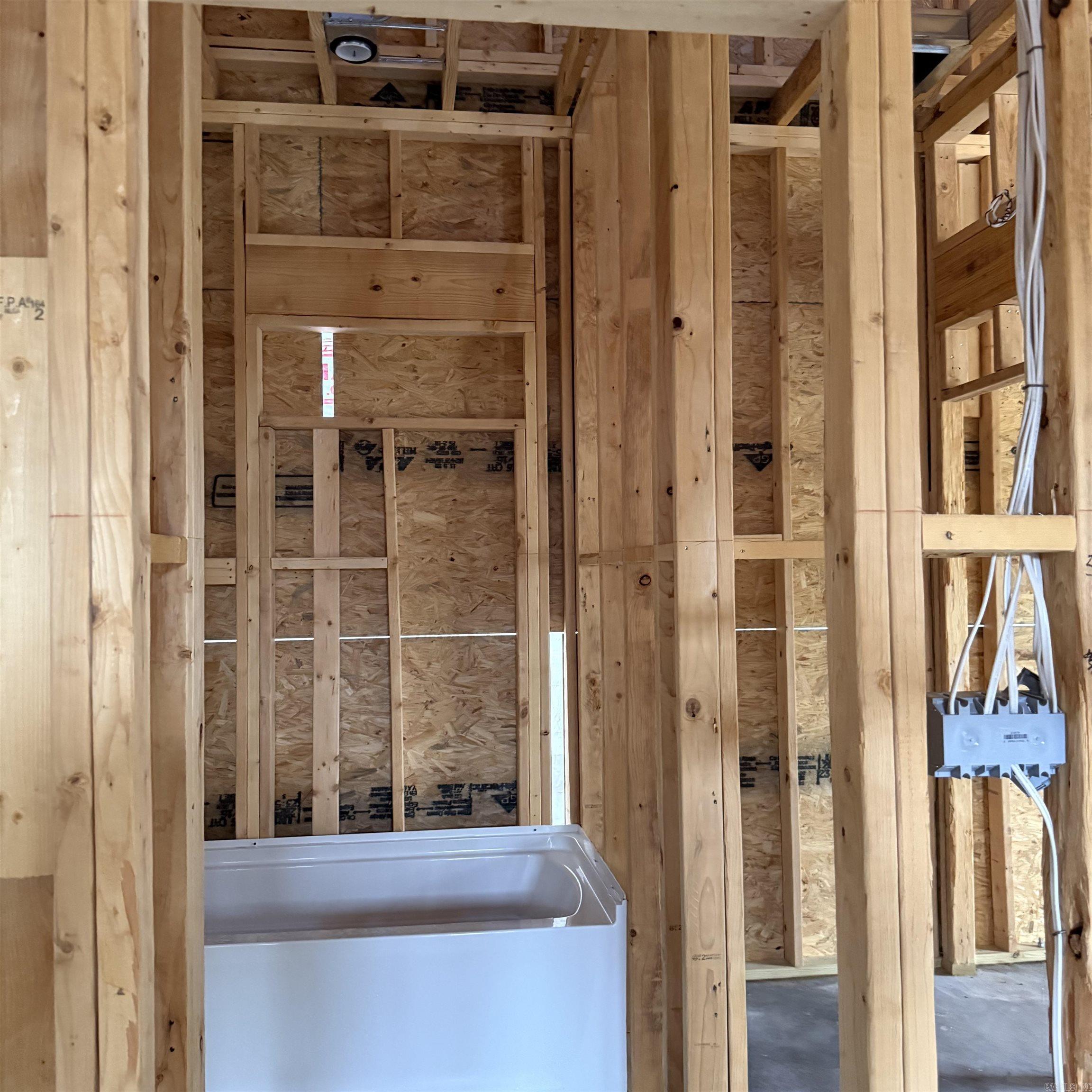 ELMHURST - Residential