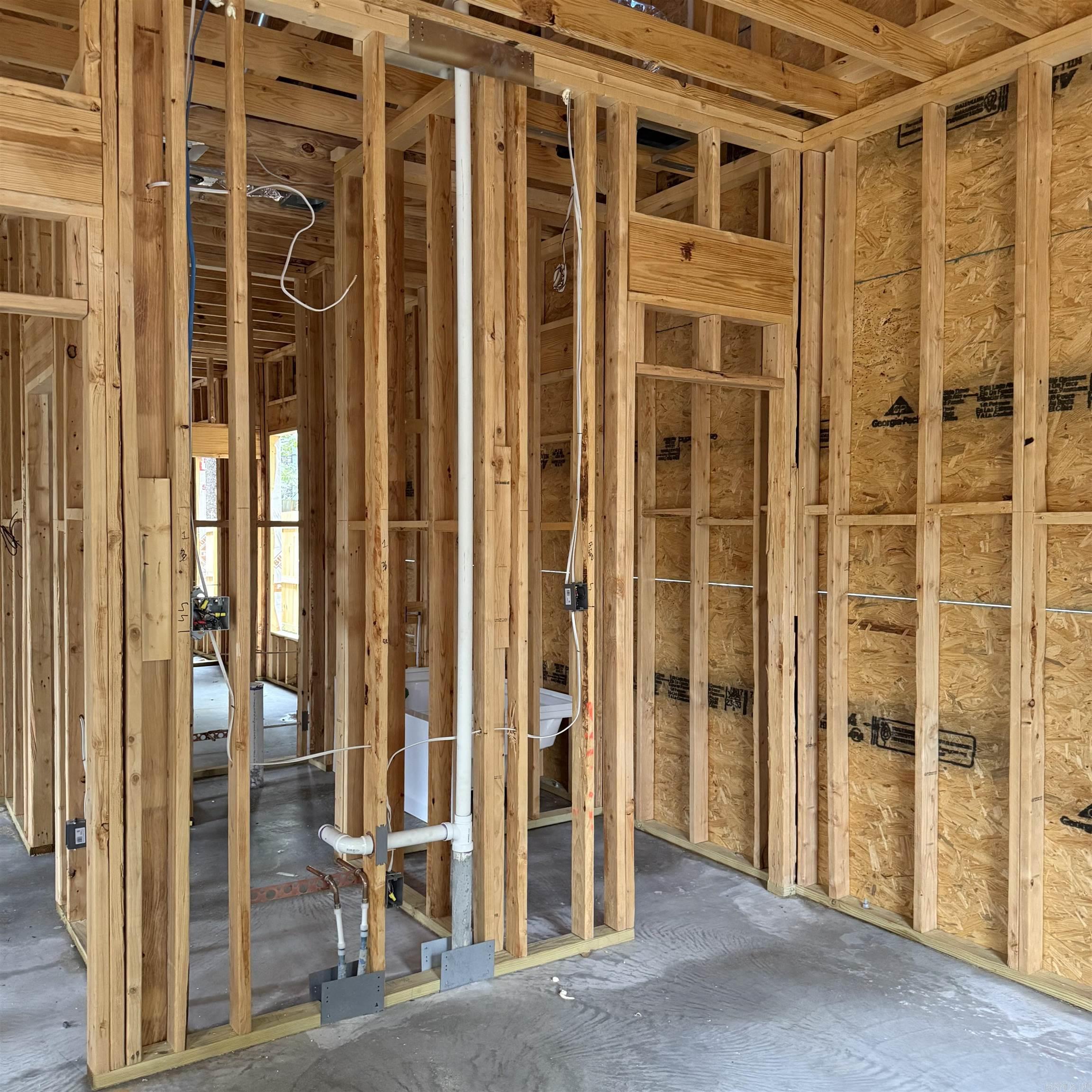 ELMHURST - Residential