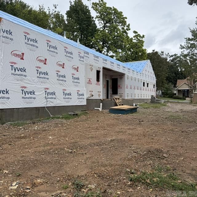 ELMHURST - Residential