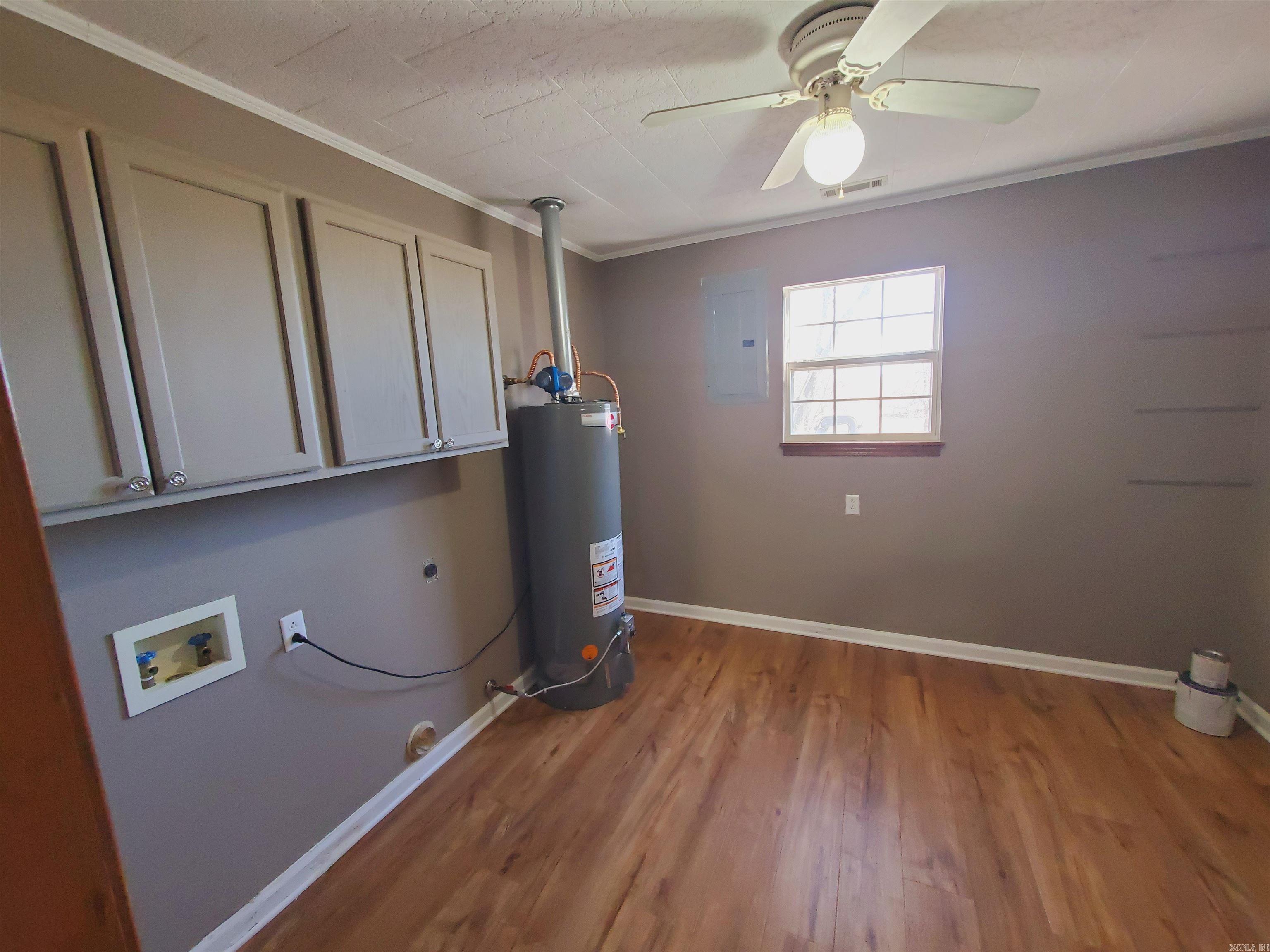 M&B PIGGOTT 2-20-8 - Residential