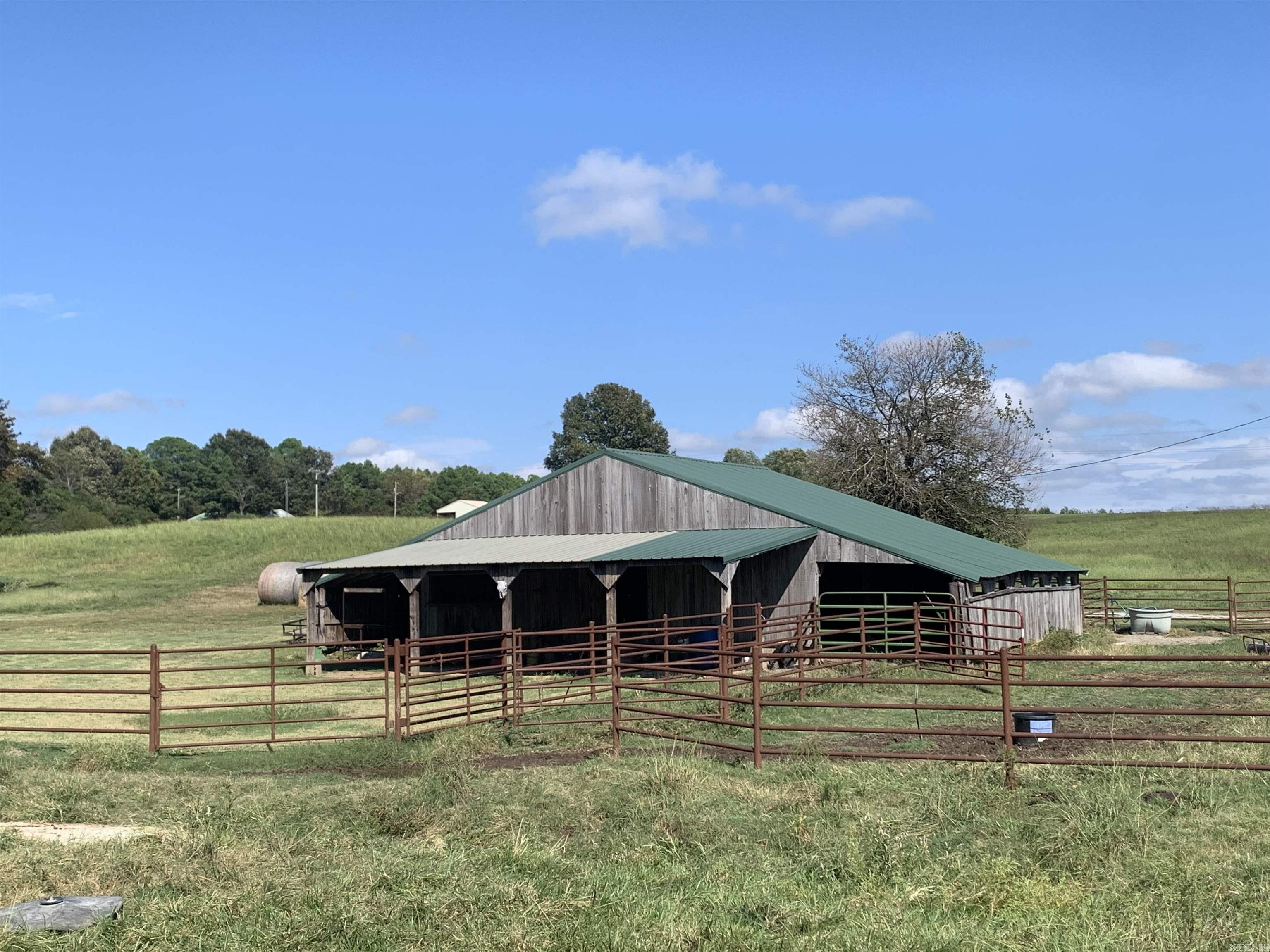 M&B PIGGOTT 2-20-8 - Residential
