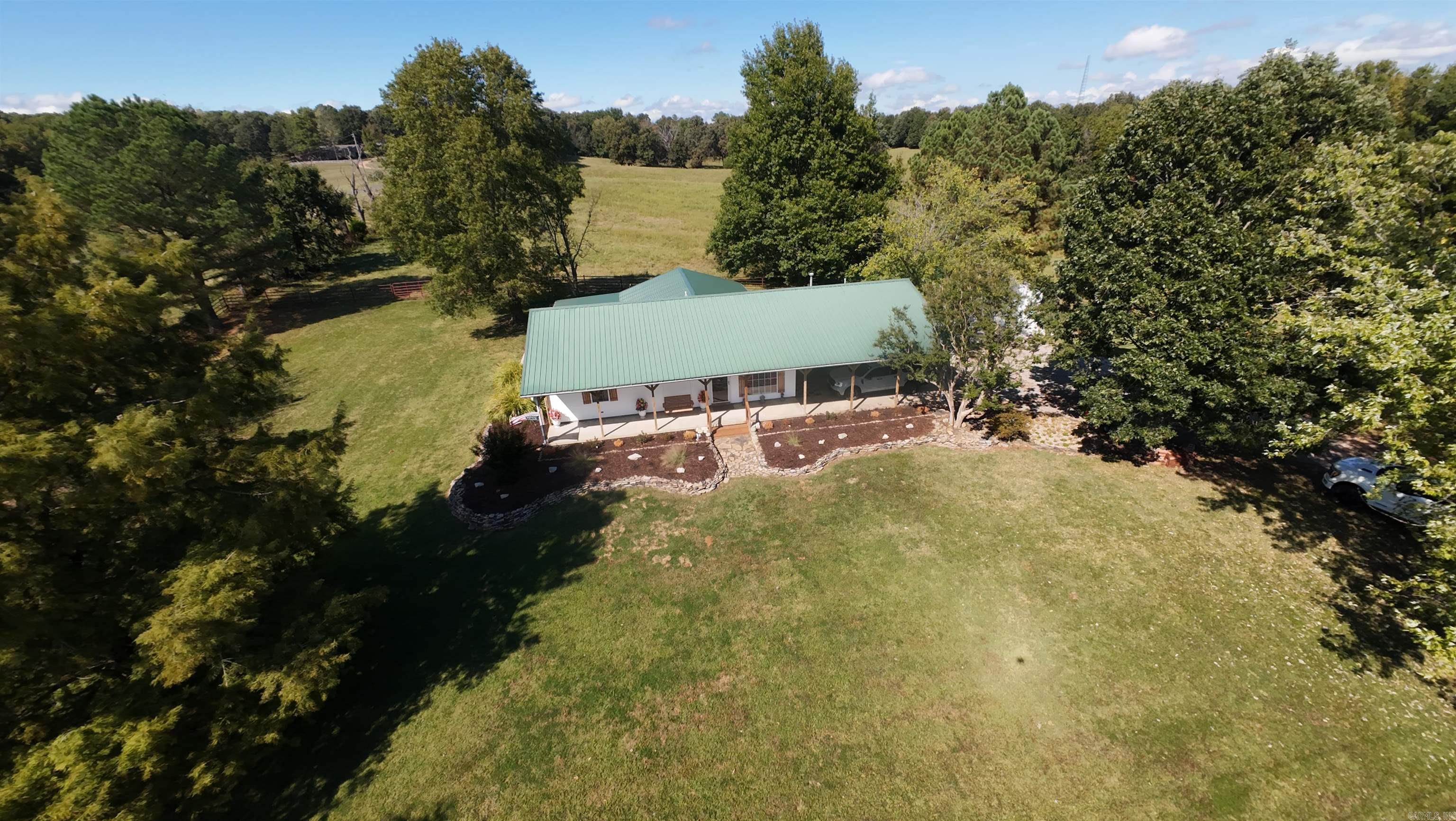 M&B PIGGOTT 2-20-8 - Residential