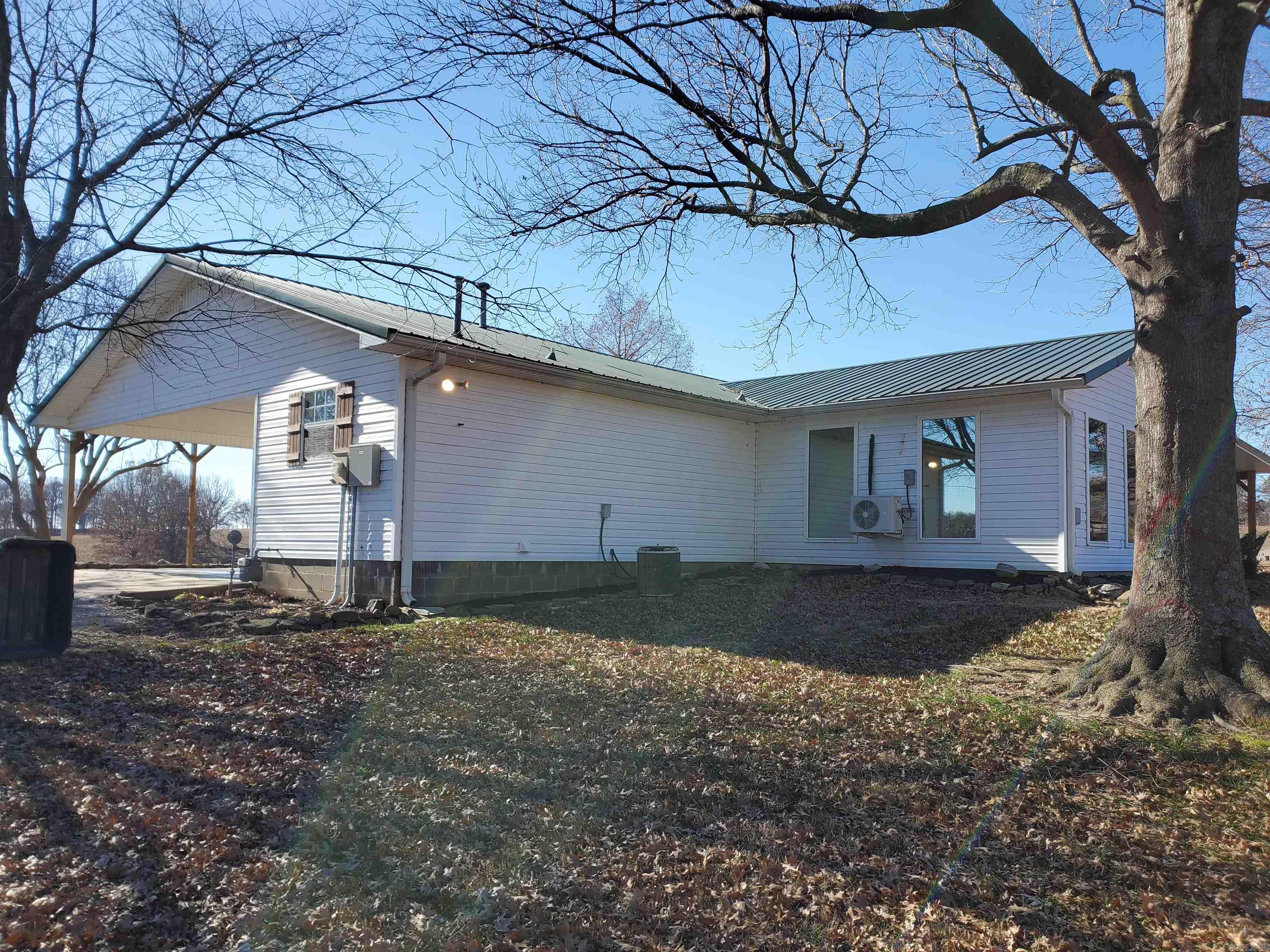 M&B PIGGOTT 2-20-8 - Residential