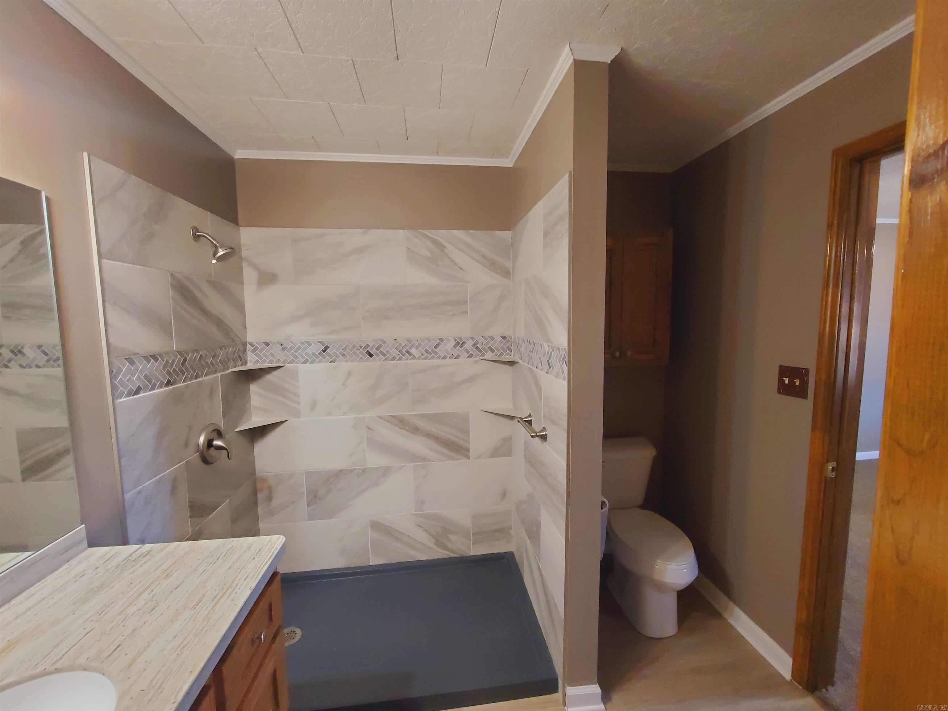 M&B PIGGOTT 2-20-8 - Residential